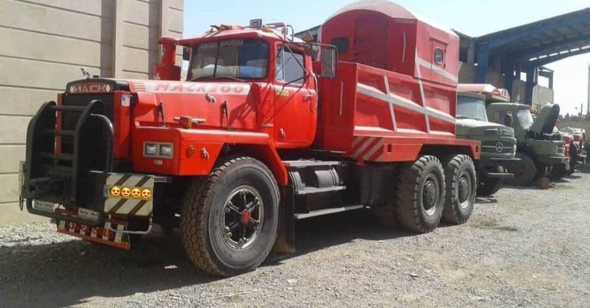 MACK-DM800-8
