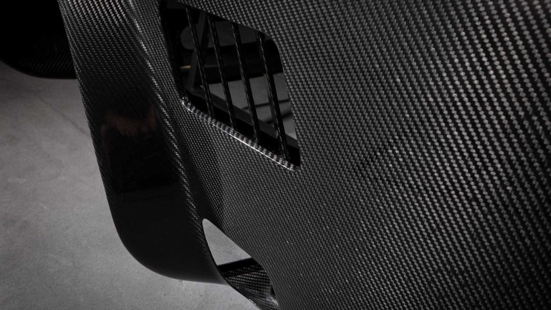 carbon-fiber-shelby-cobra-3
