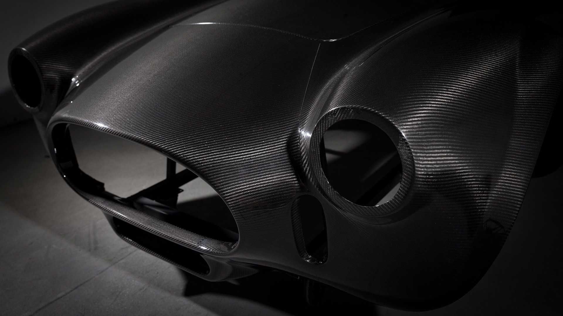 carbon-fiber-shelby-cobra-race-car
