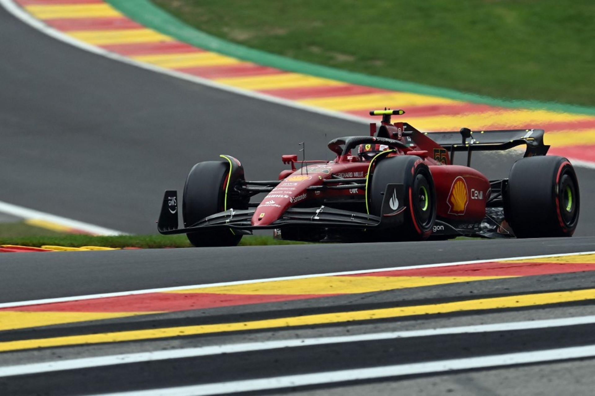 Ferrari's Spanish driver Carlos Sainz Jr competes in the qualifying session for the Belgian Formula One Grand Prix at Spa-Francorchamps racetrack in Spa, on August 27, 2022. (Photo by JOHN THYS / AFP)