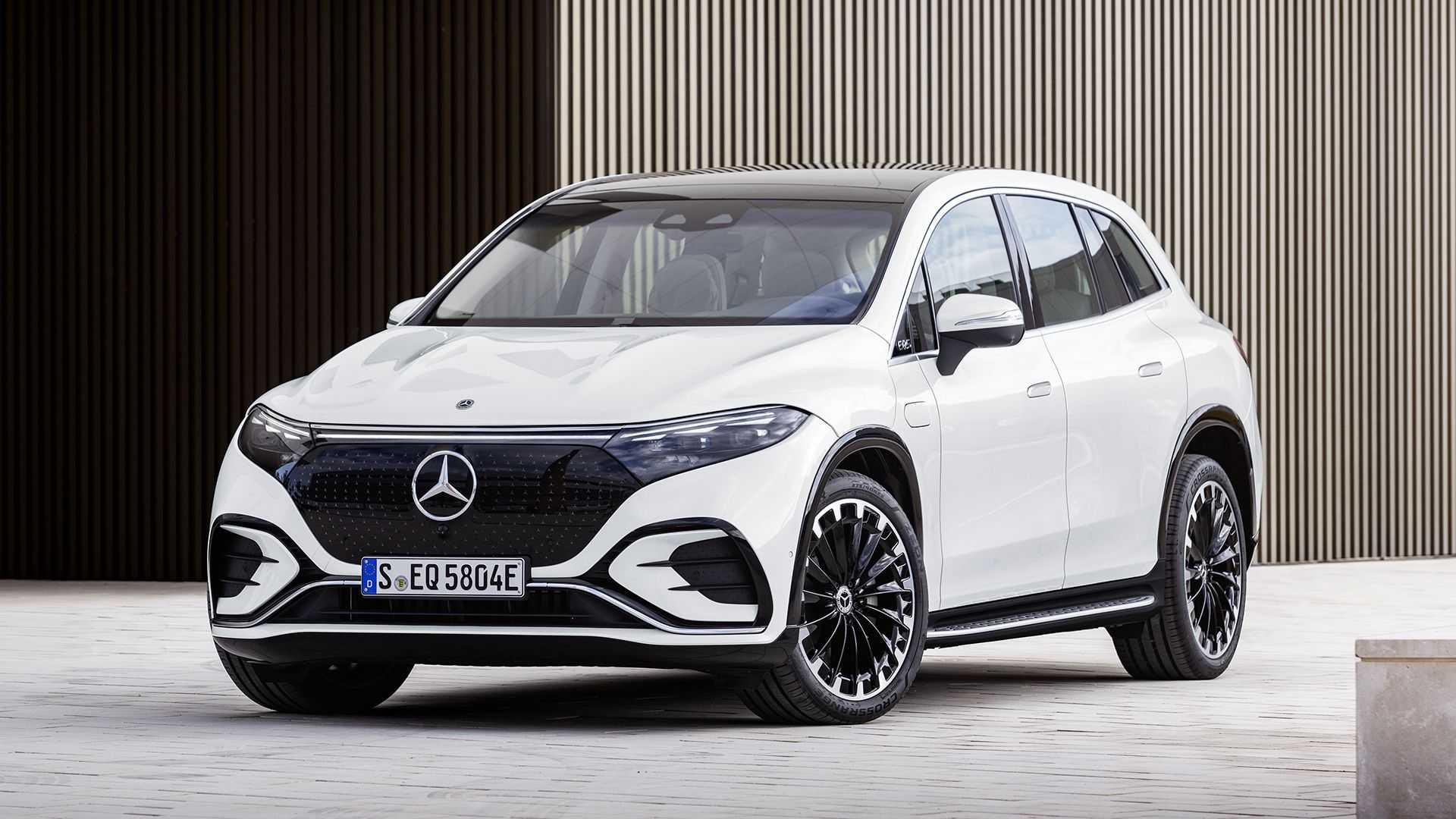 mercedes-eqs-suv (2)