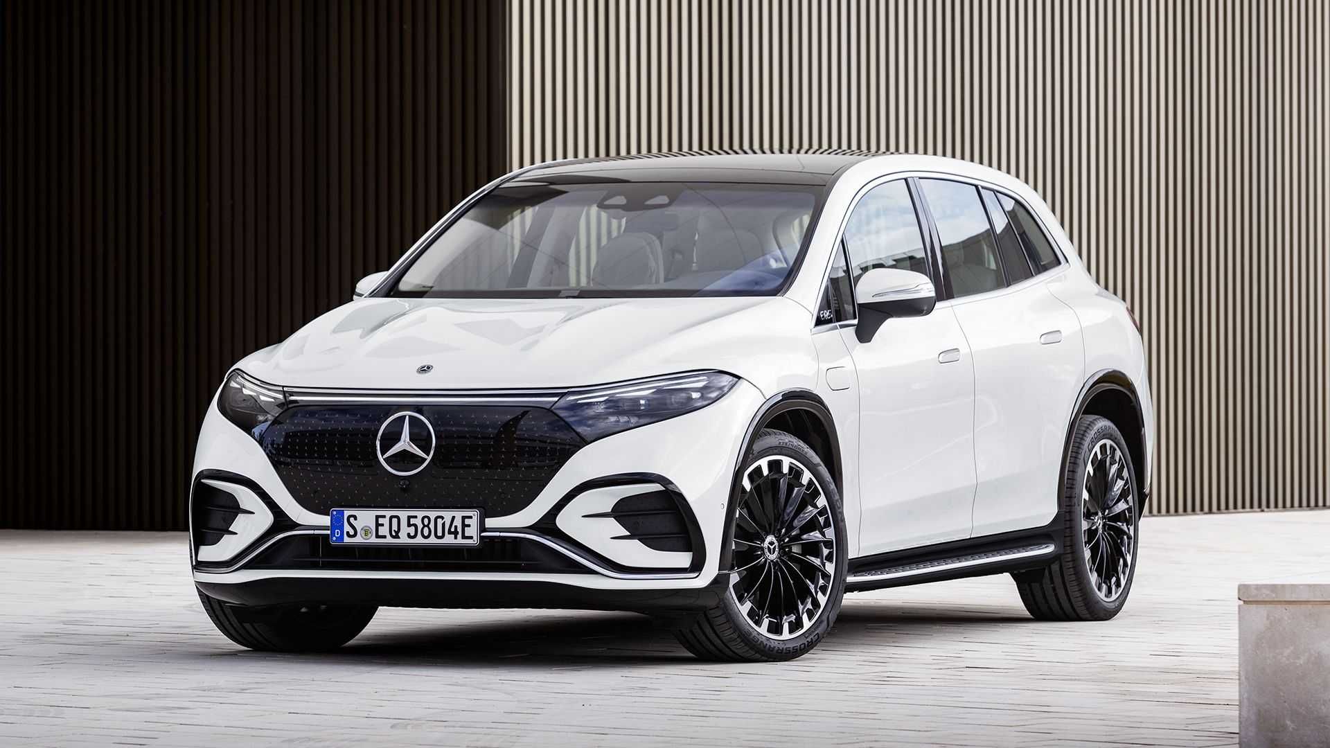mercedes-eqs-suv (2)