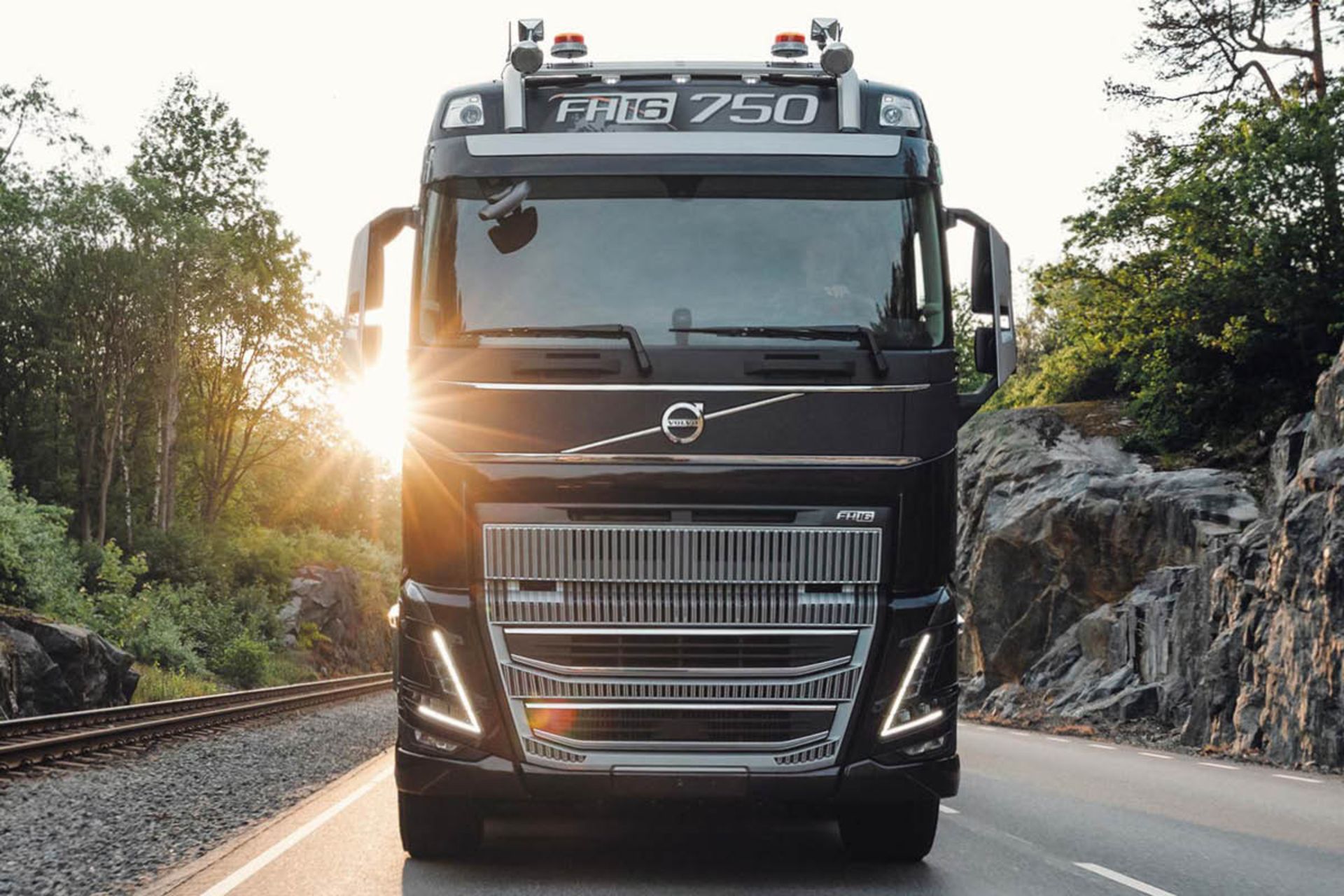 modell-volvo-fh16