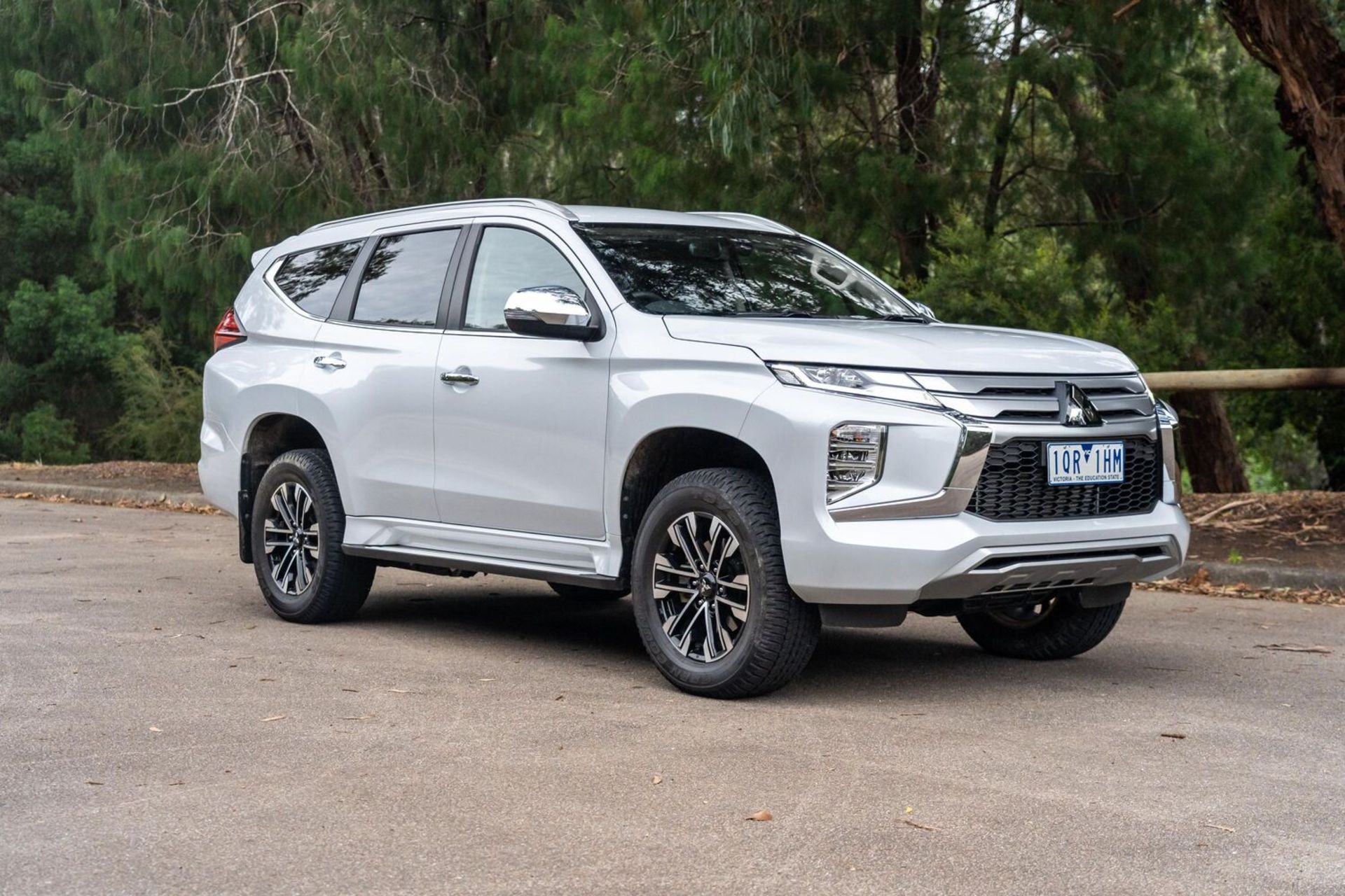 042020-Mitsubishi-Pajero-Sport679