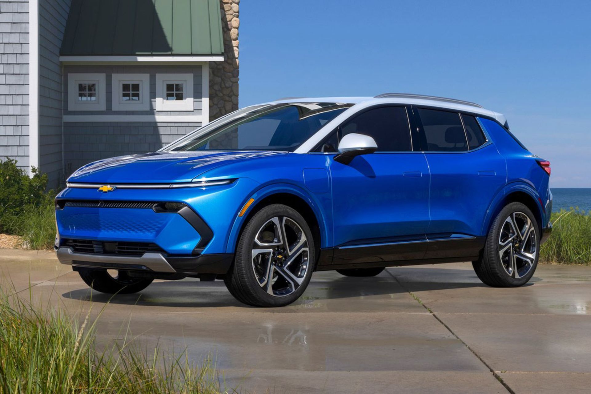 2024-Chevrolet-Equinox-14