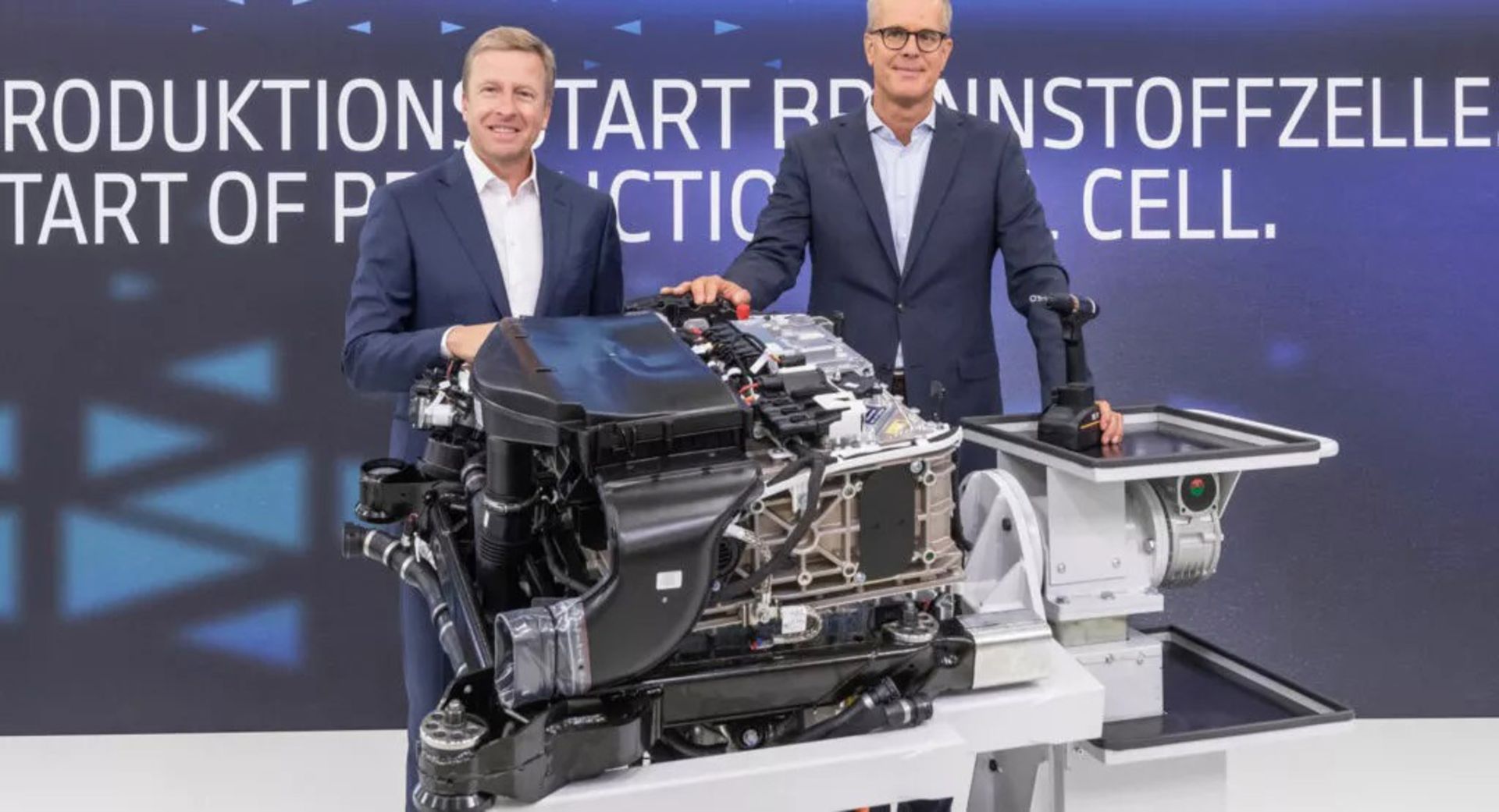 BMW-Hydrogen-Powertrain-1024x555-1024