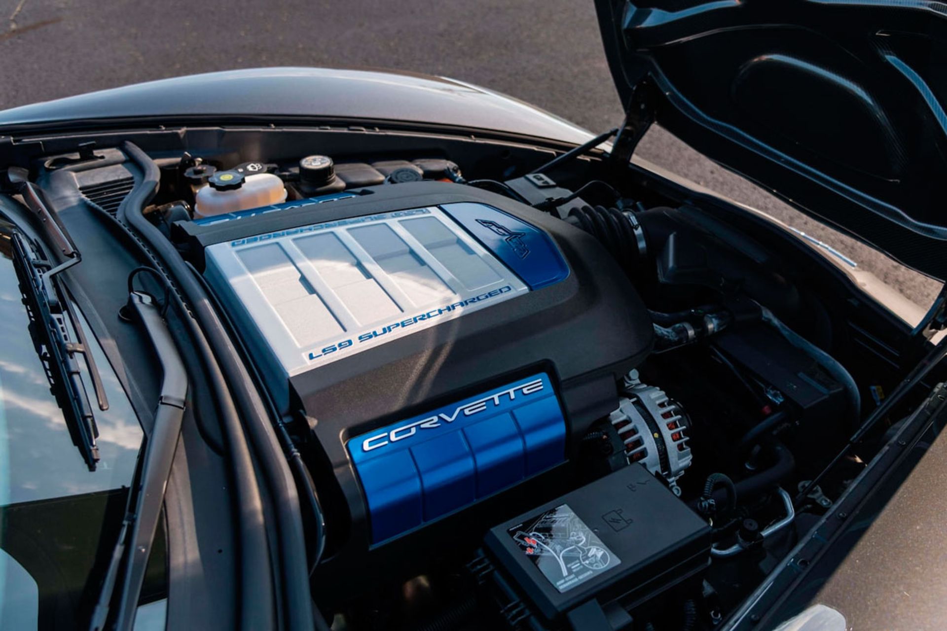GM-LS-Engine-1