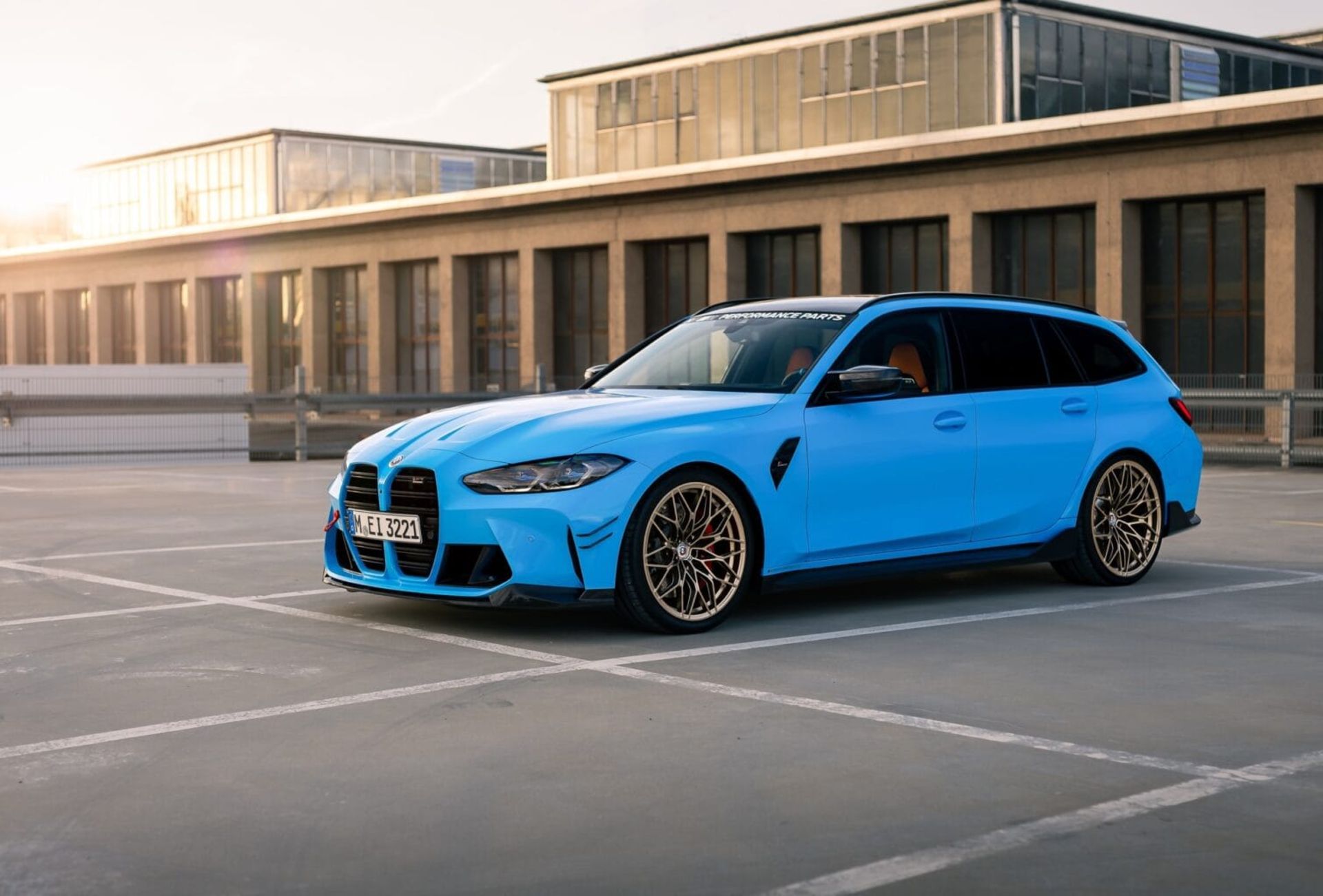 bmw-m3-touring-riviera-blue-00-1511x1024