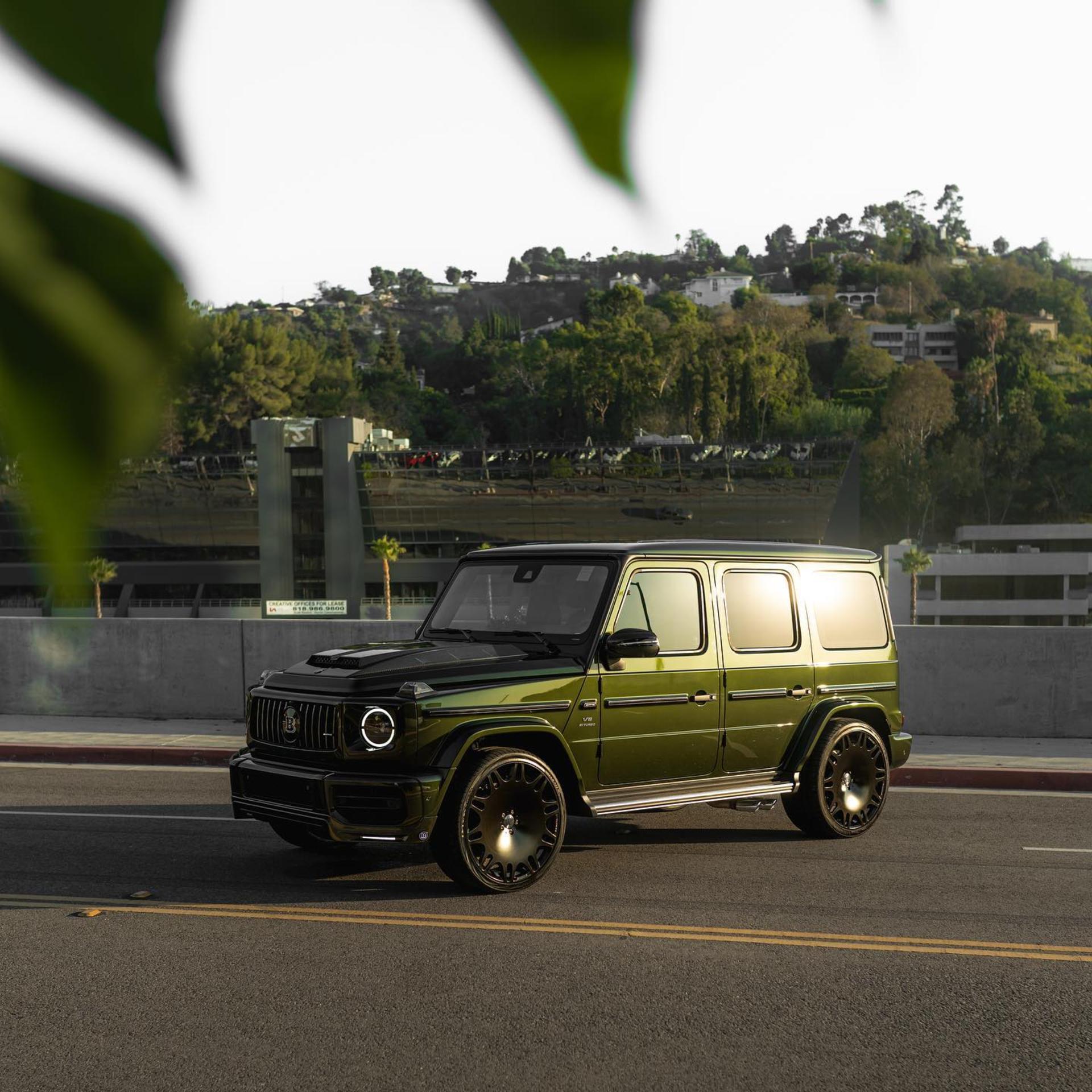 custom-g-63-acts-like-the-hulk-with-furious-brabus-lowered-on-24s-transformation_4