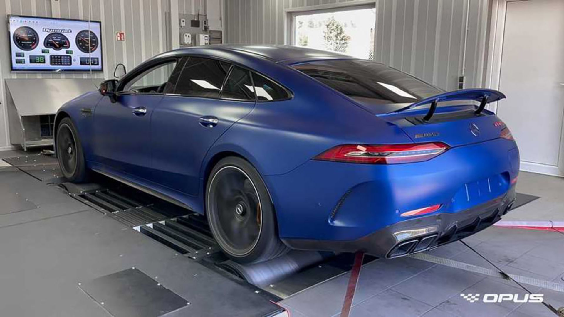 opus-tuned-mercedes-amg-gt-63-s-e-performance-1024