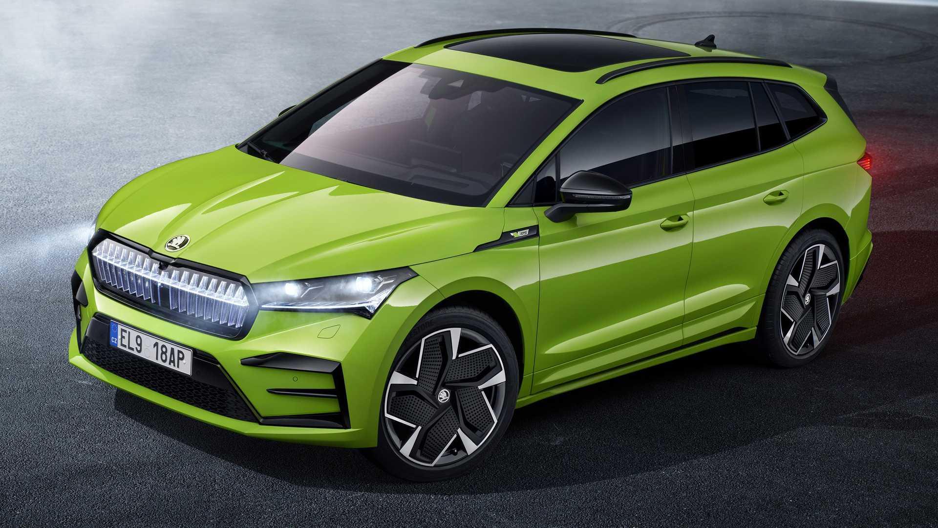 2023-skoda-enyaq-rs-iv (1)