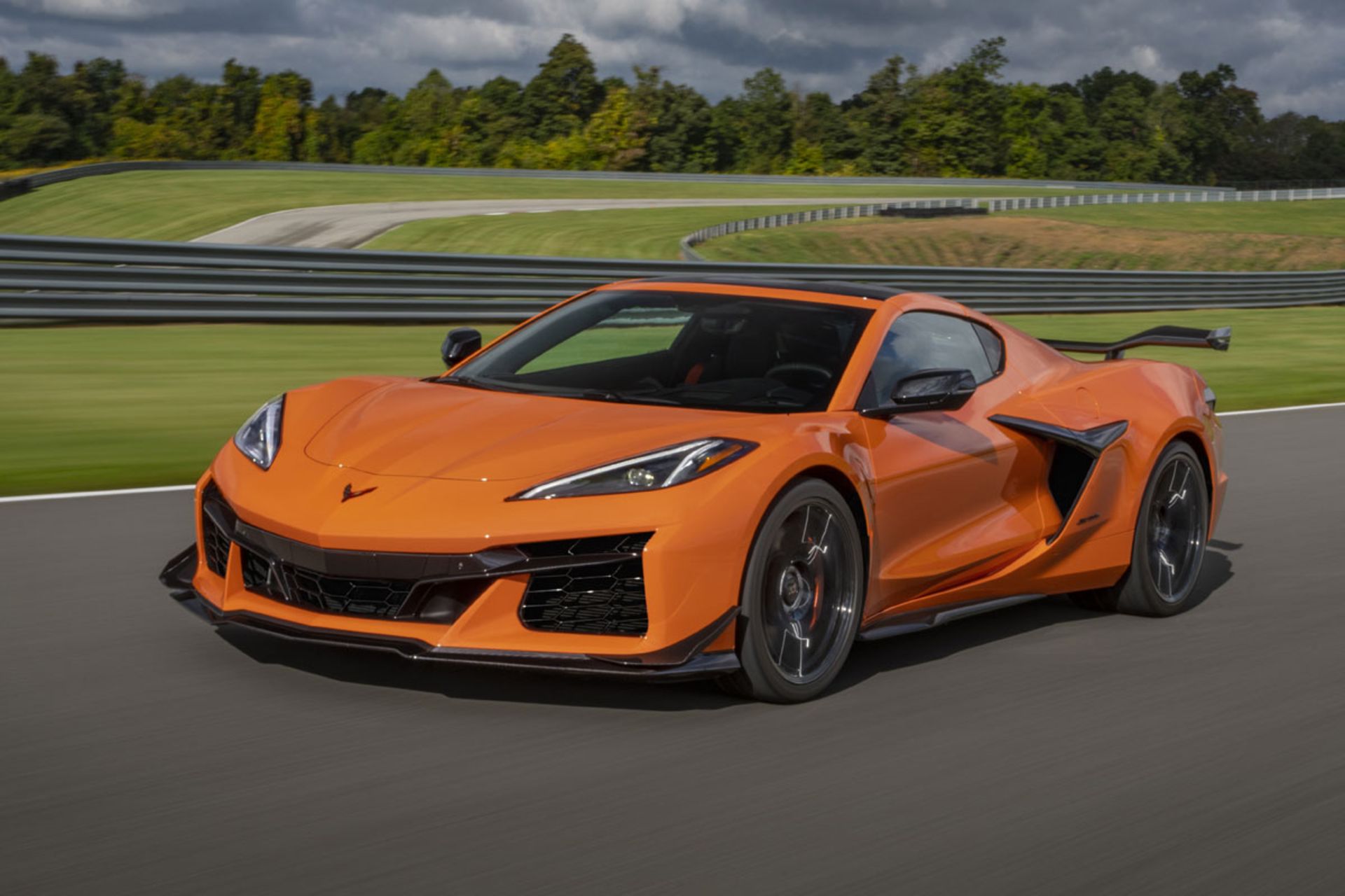 Chevrolet-Corvette-Z06-5