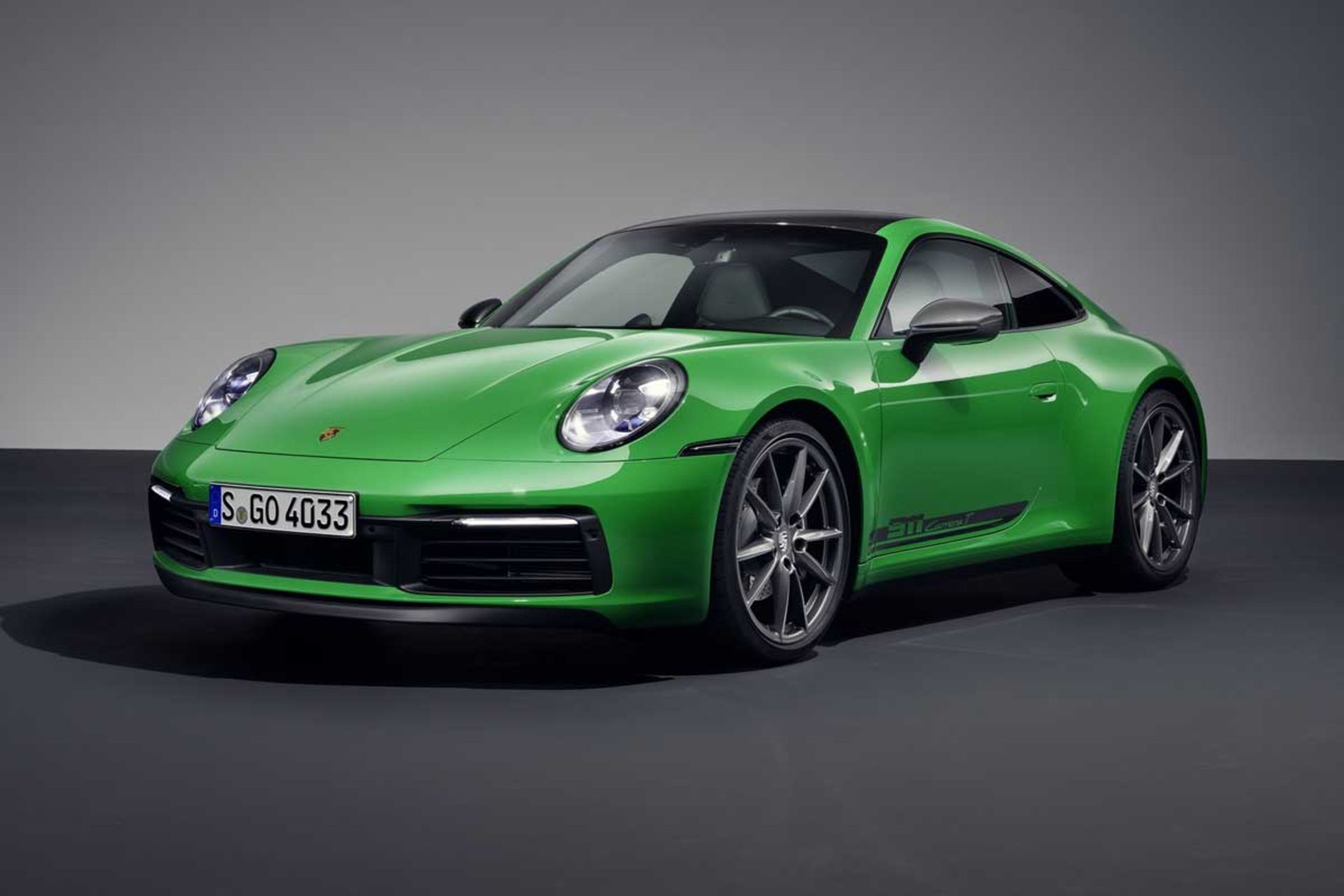 Porsche-911-Carrera-T-2