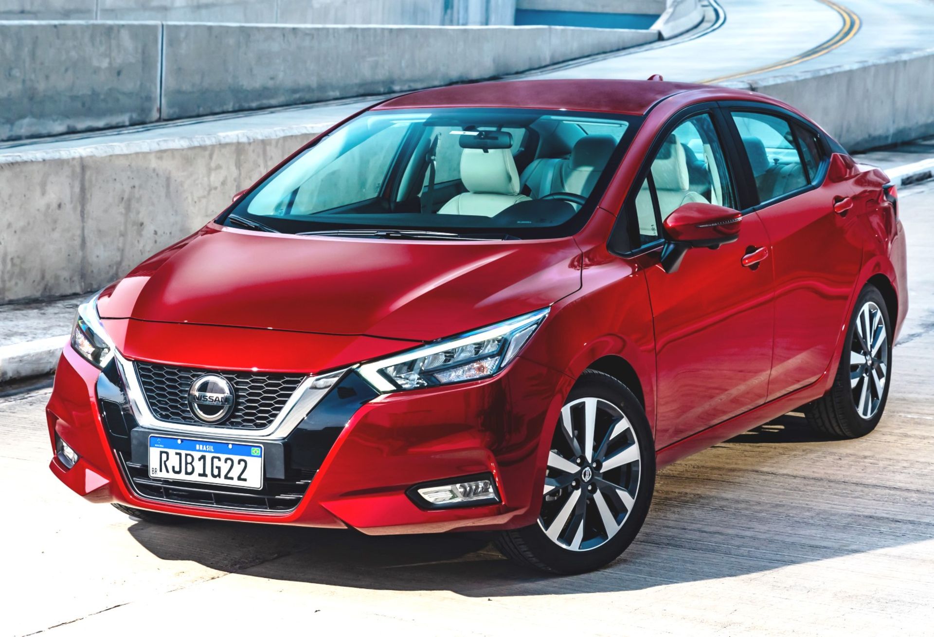 nissan_versa_exclusive_4