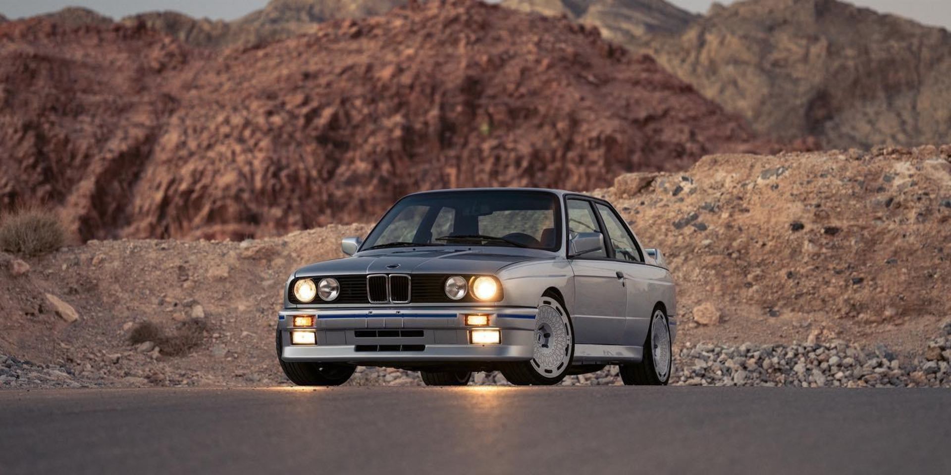 BMW-M3-E30-Restomod-Renner-V10-M5-Triebwerk-20