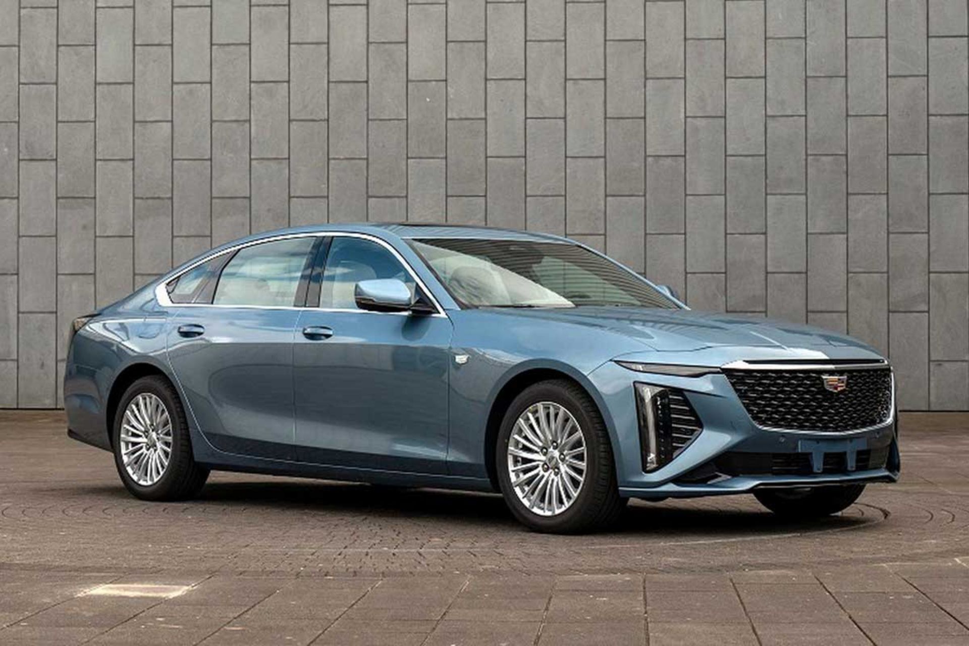 Cadillac-CT6-Leak-1