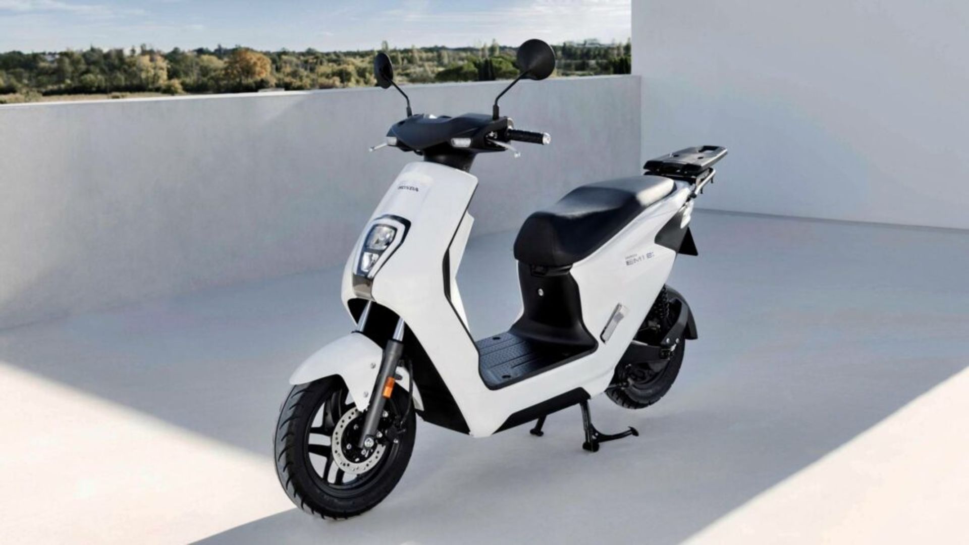 Honda-EM1-e-1-1068x601
