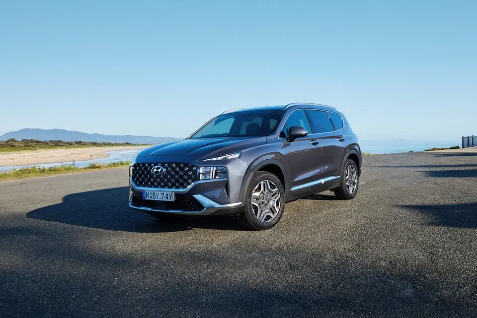 Hyundai-Santa-Fe-Hybrid-12