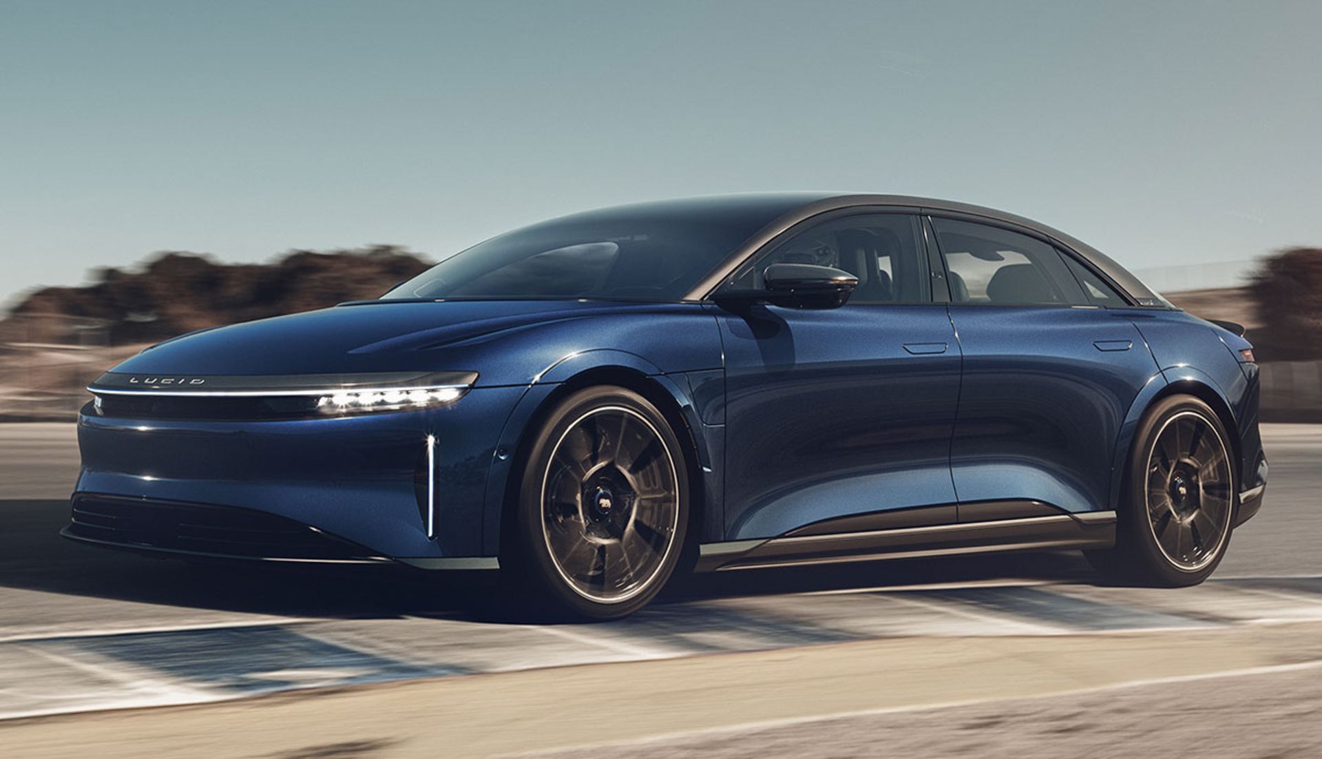 Lucid-Air-Sapphire-2022-2-1200x689