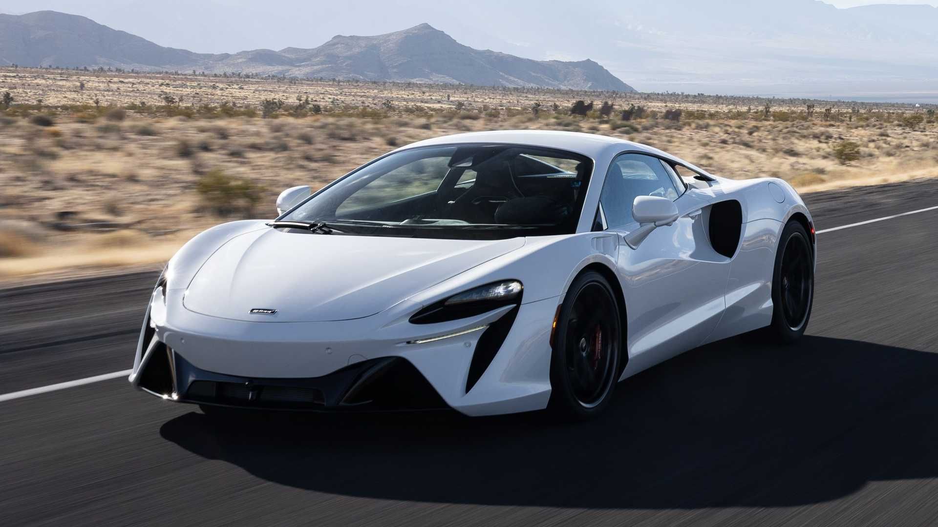 2023-mclaren-artura (10)