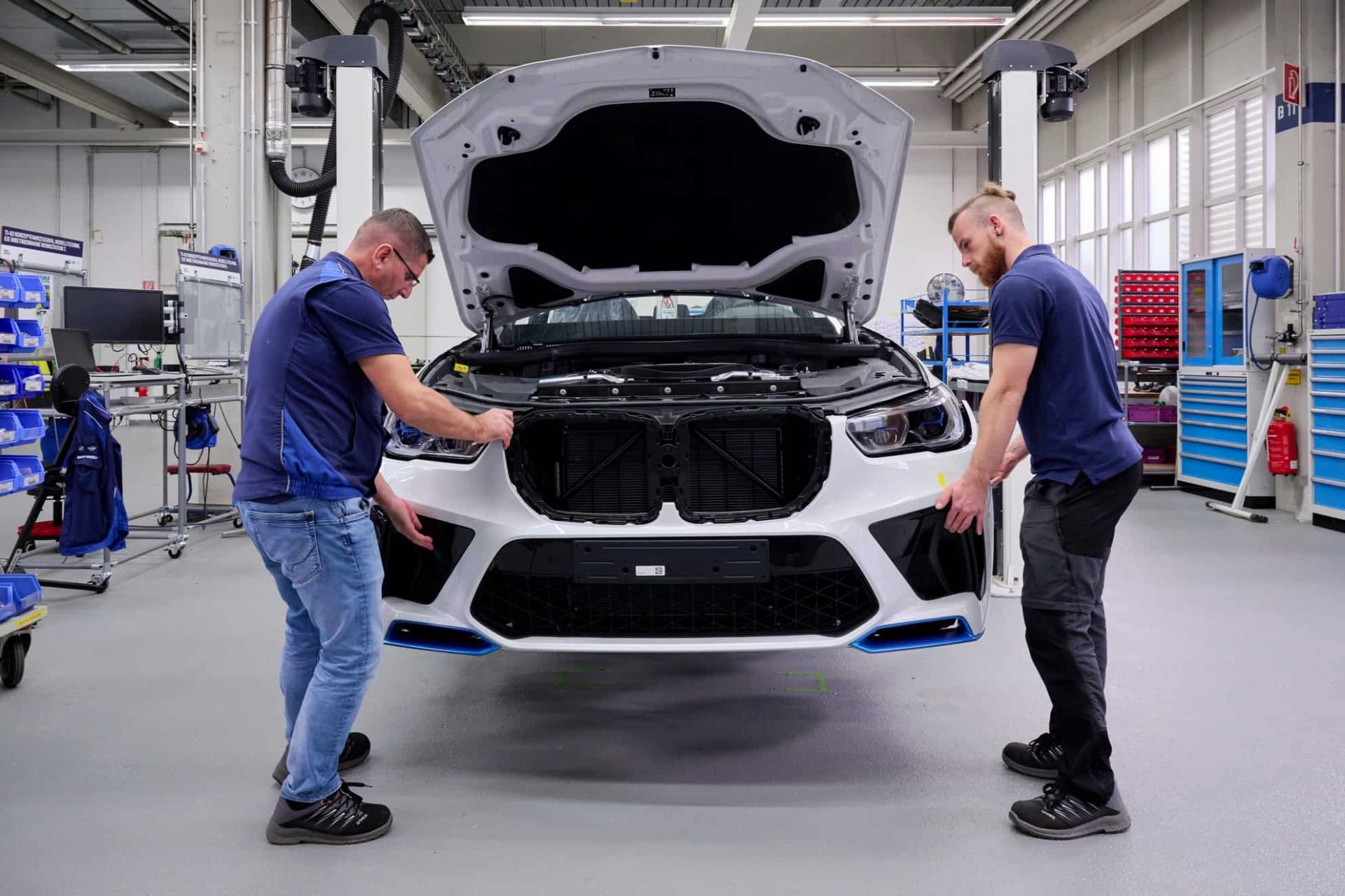 BMW-iX5-Hydrogen-production-start-9