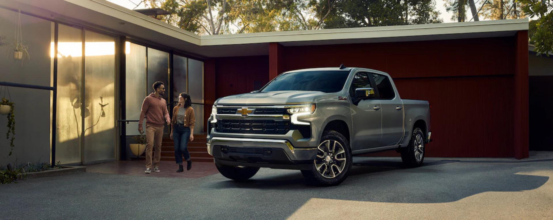 2023-silverado-exterior-03