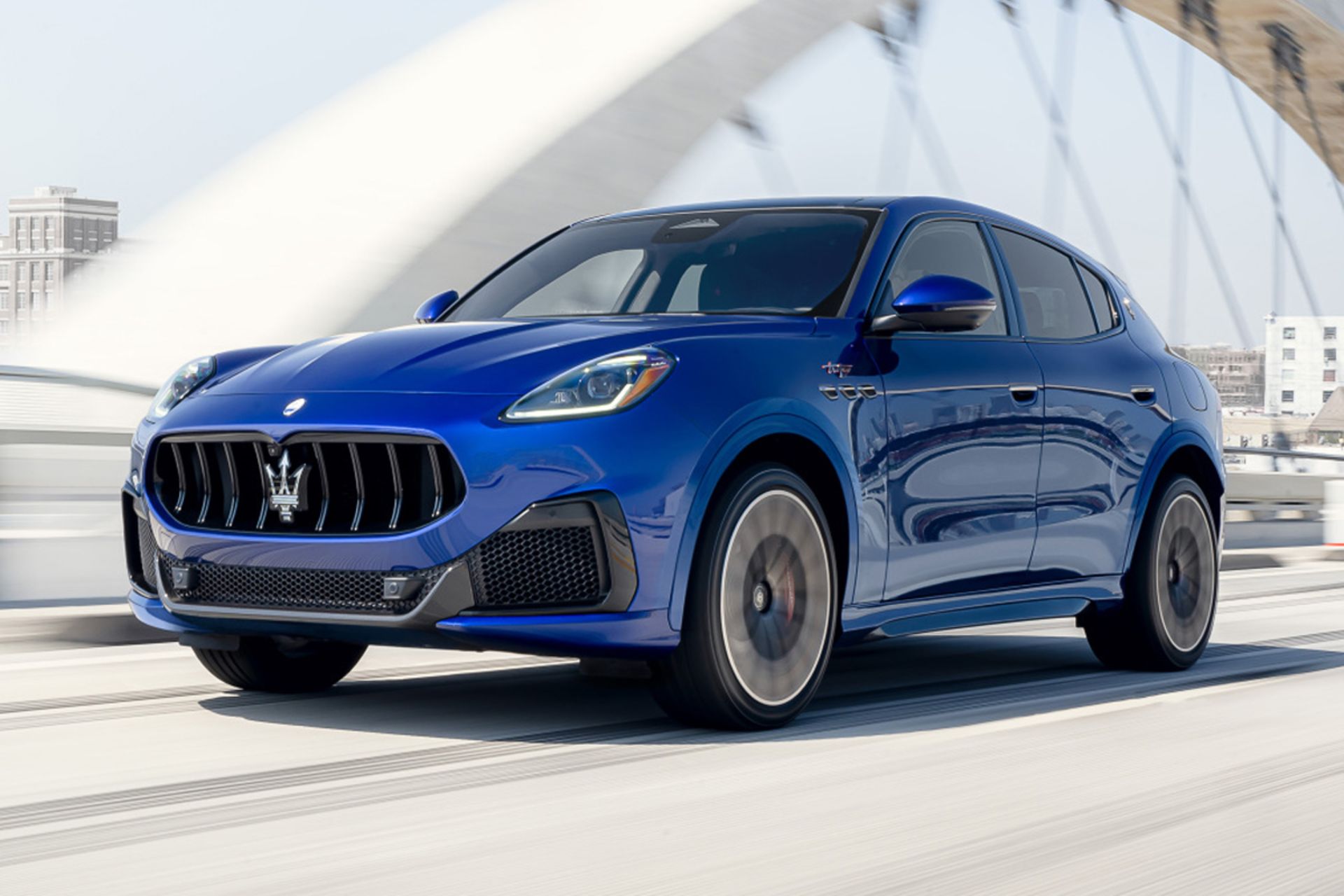Maserati-Grecale-1