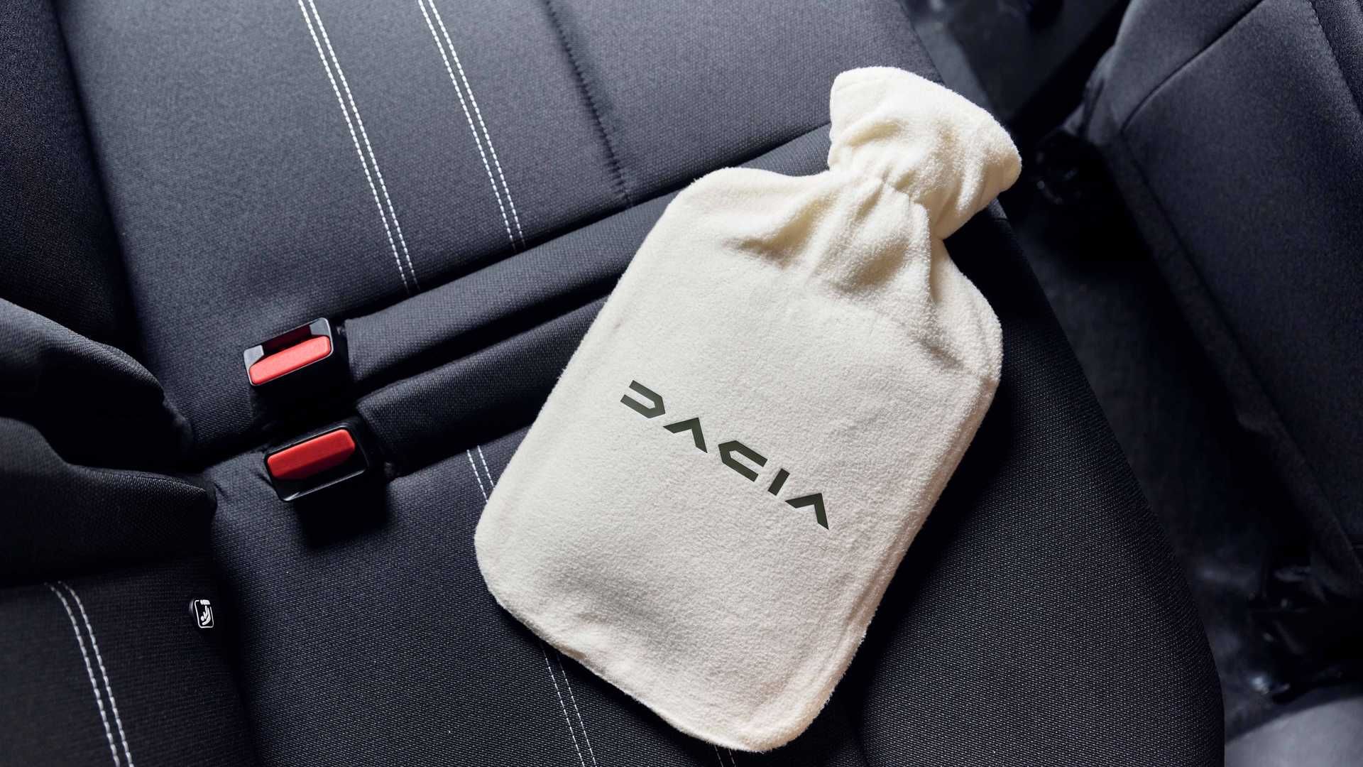 dacia-heated-seat-savior (7)