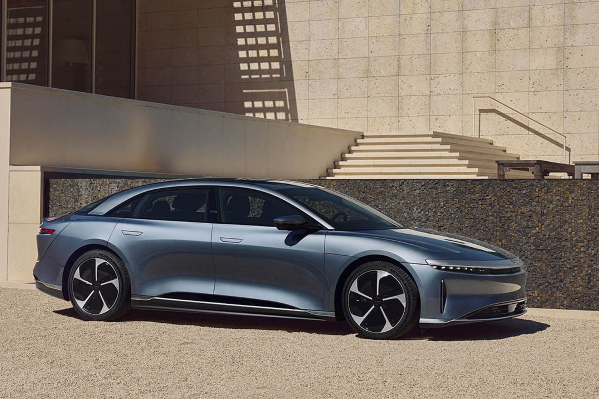 2023-lucid-air-pure-rwd-range-and-power-output-revealed-in-emails-sent-to-customers_11