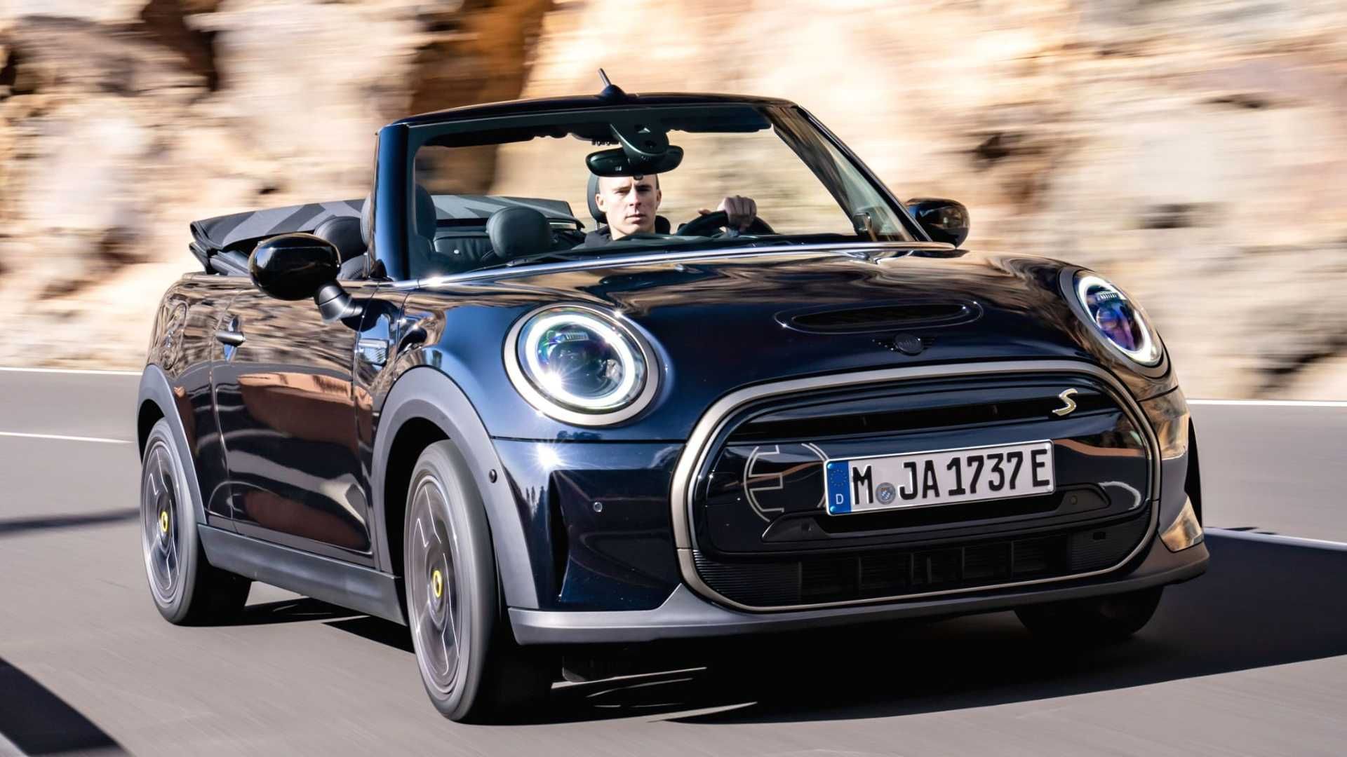 2023-mini-cooper-se-convertible