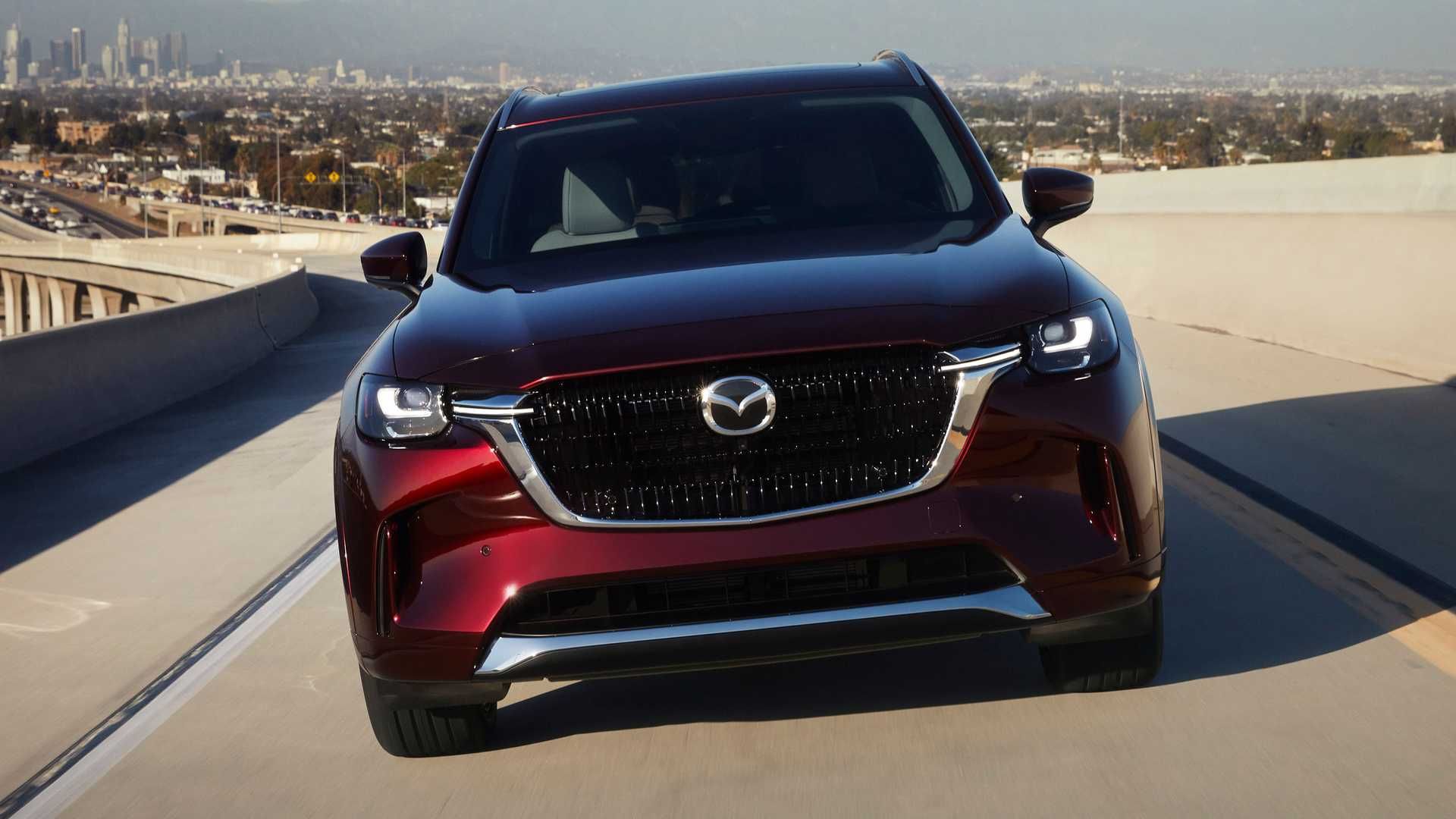 2024-mazda-cx-90-front-view
