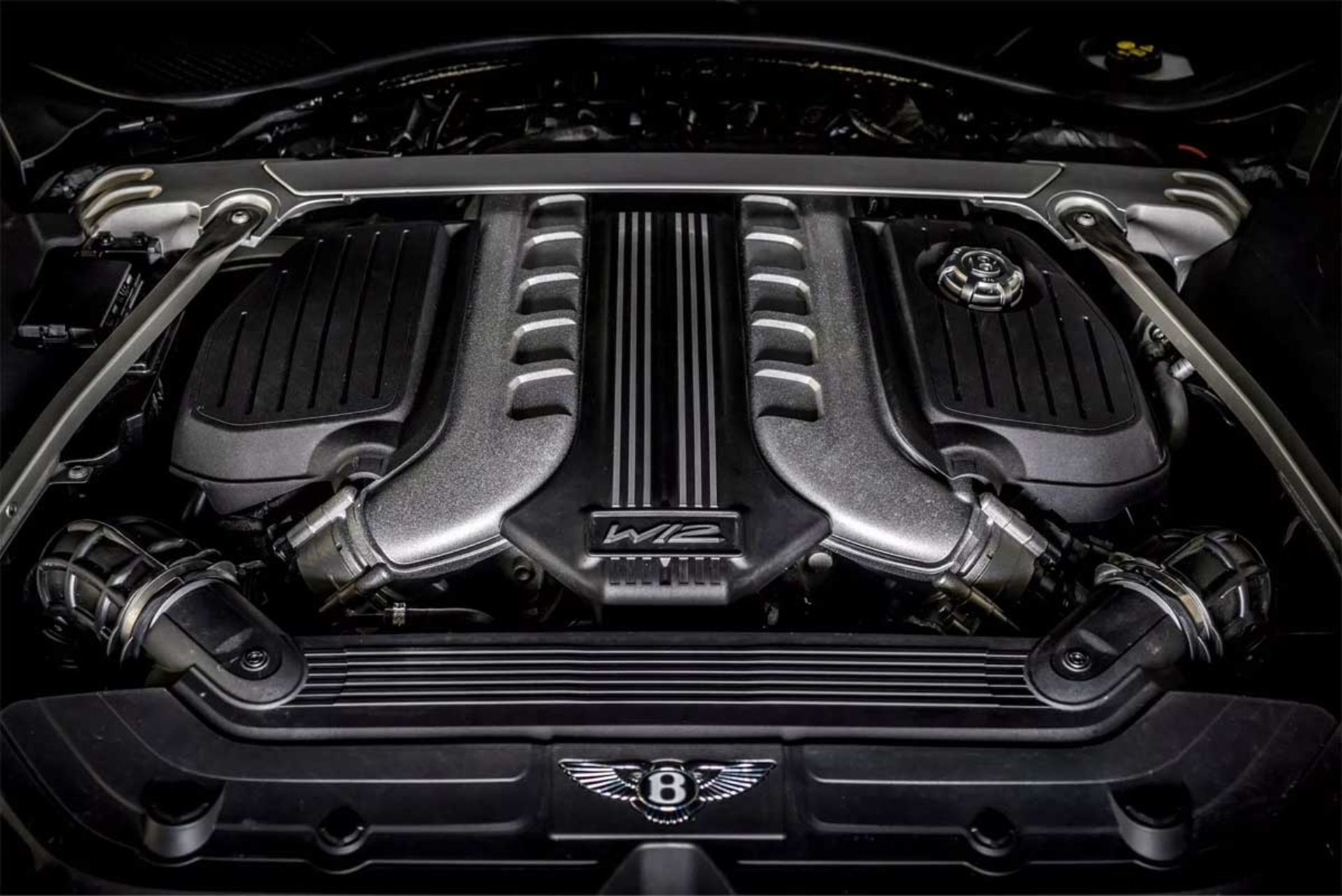 Bentley-W12-6