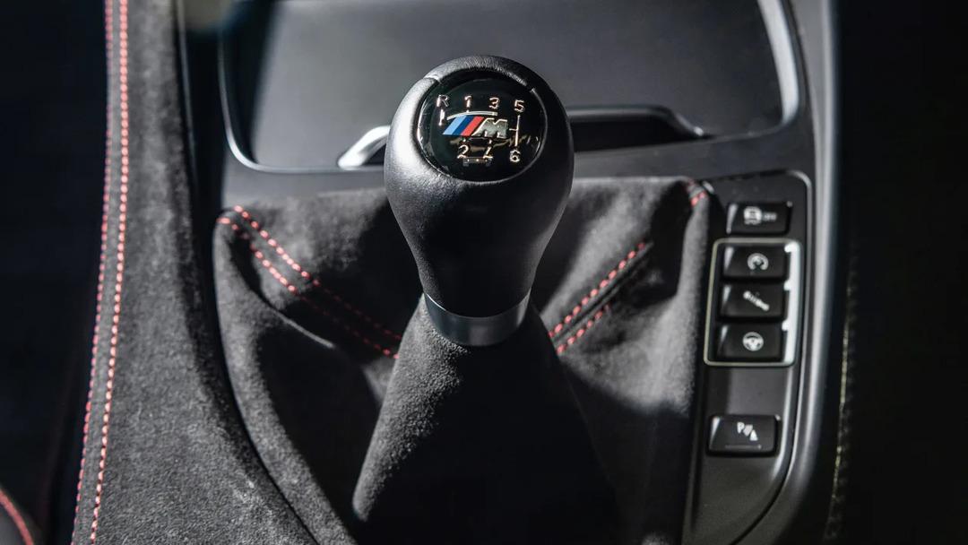 Manual v automatic feature-14