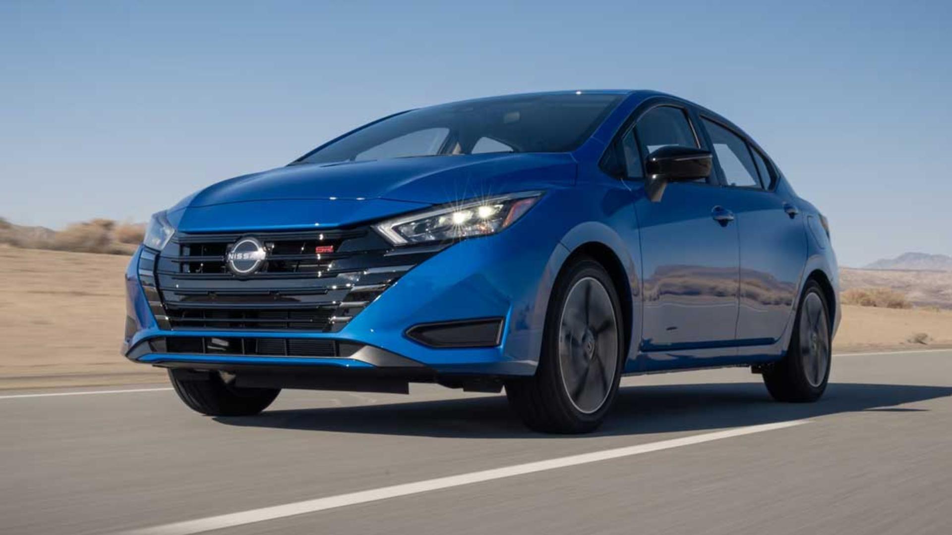 Nissan-Versa-11