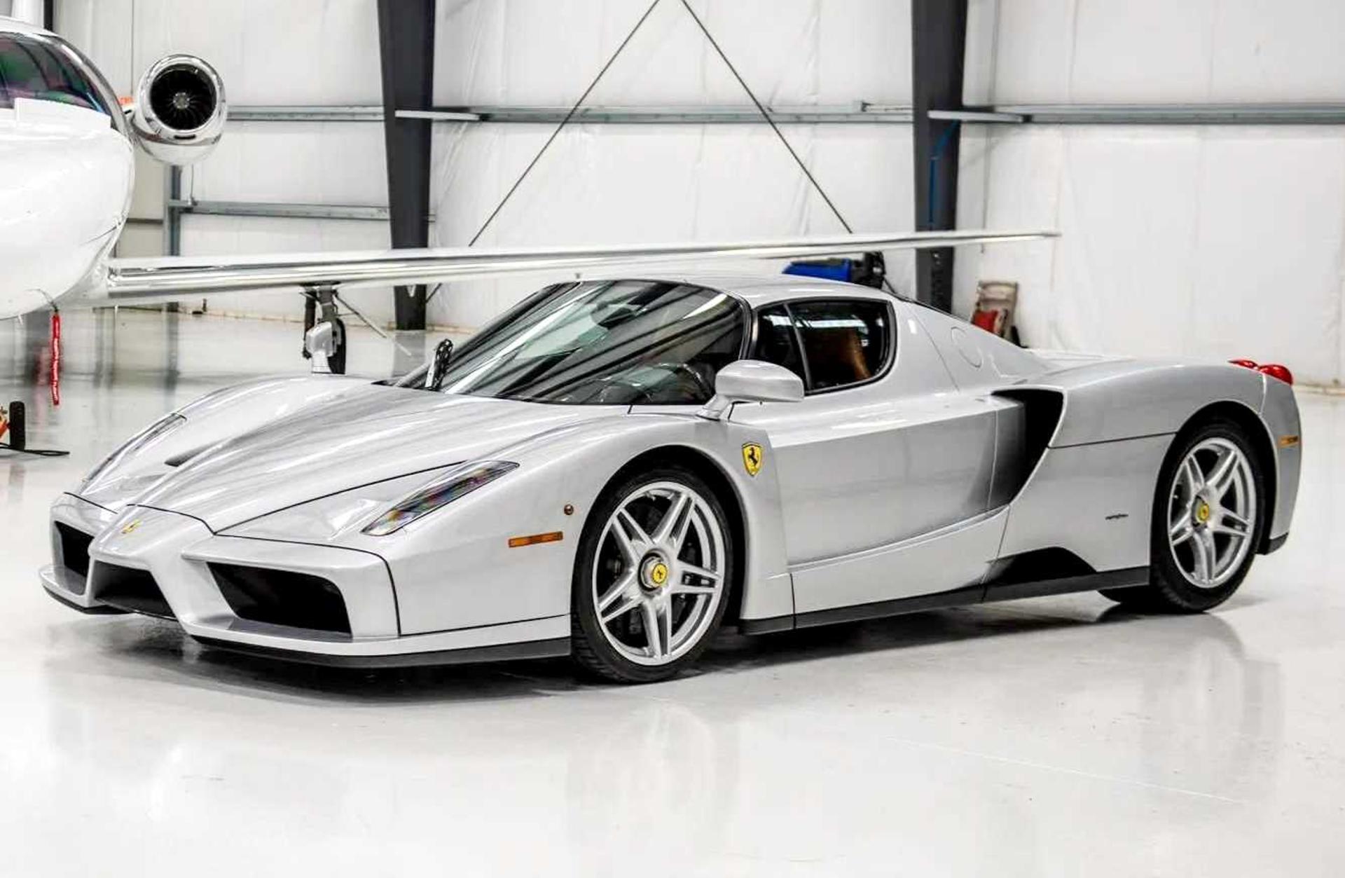 2003-ferrari-enzo-in-argento-nurburgring-101-c-with-141-miles (2)