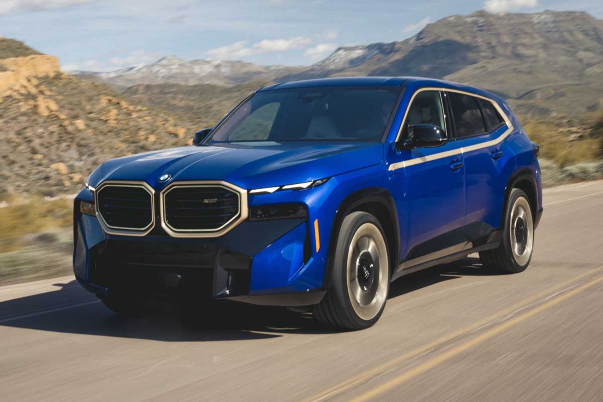 BMW-XM-1