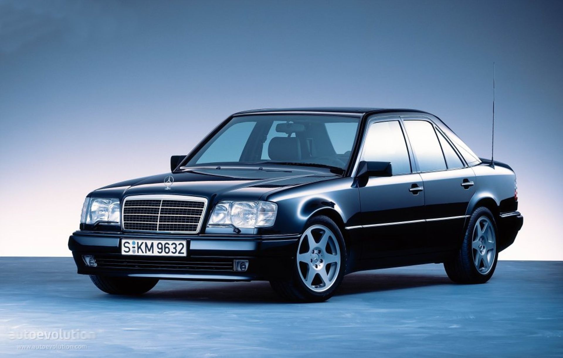 MERCEDESBENZE500-W124--1788_2