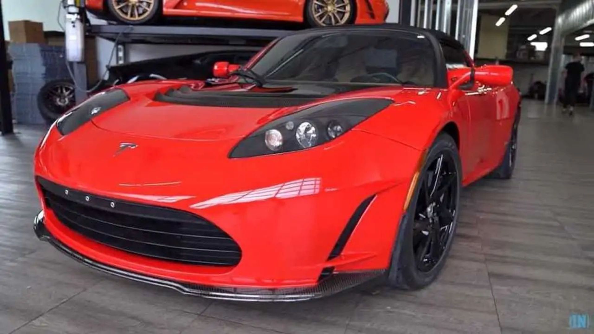 original-red-tesla-roadster