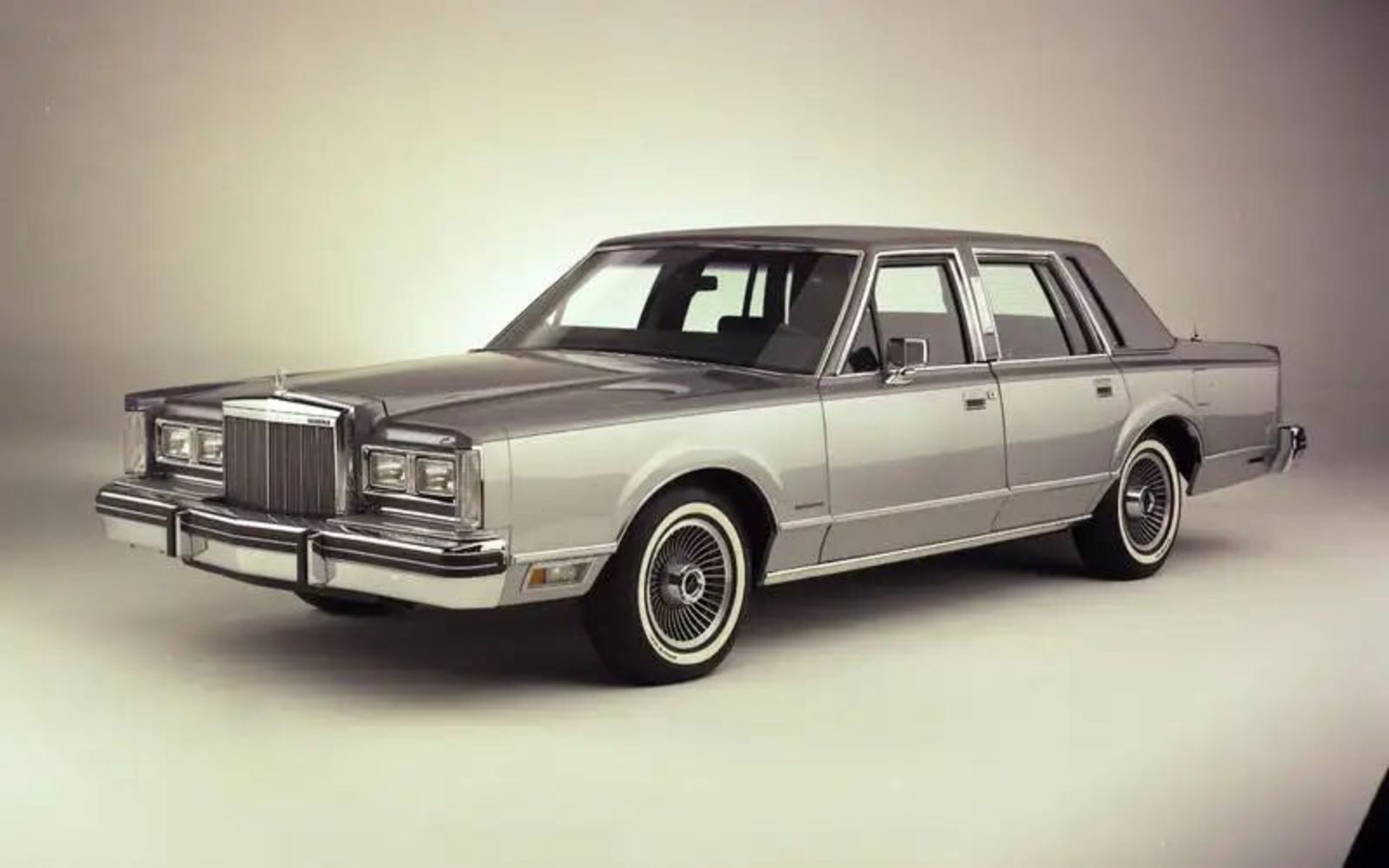 11-lincoln-town-car-million_ford_1_0_0_0_0_0_0_2_1