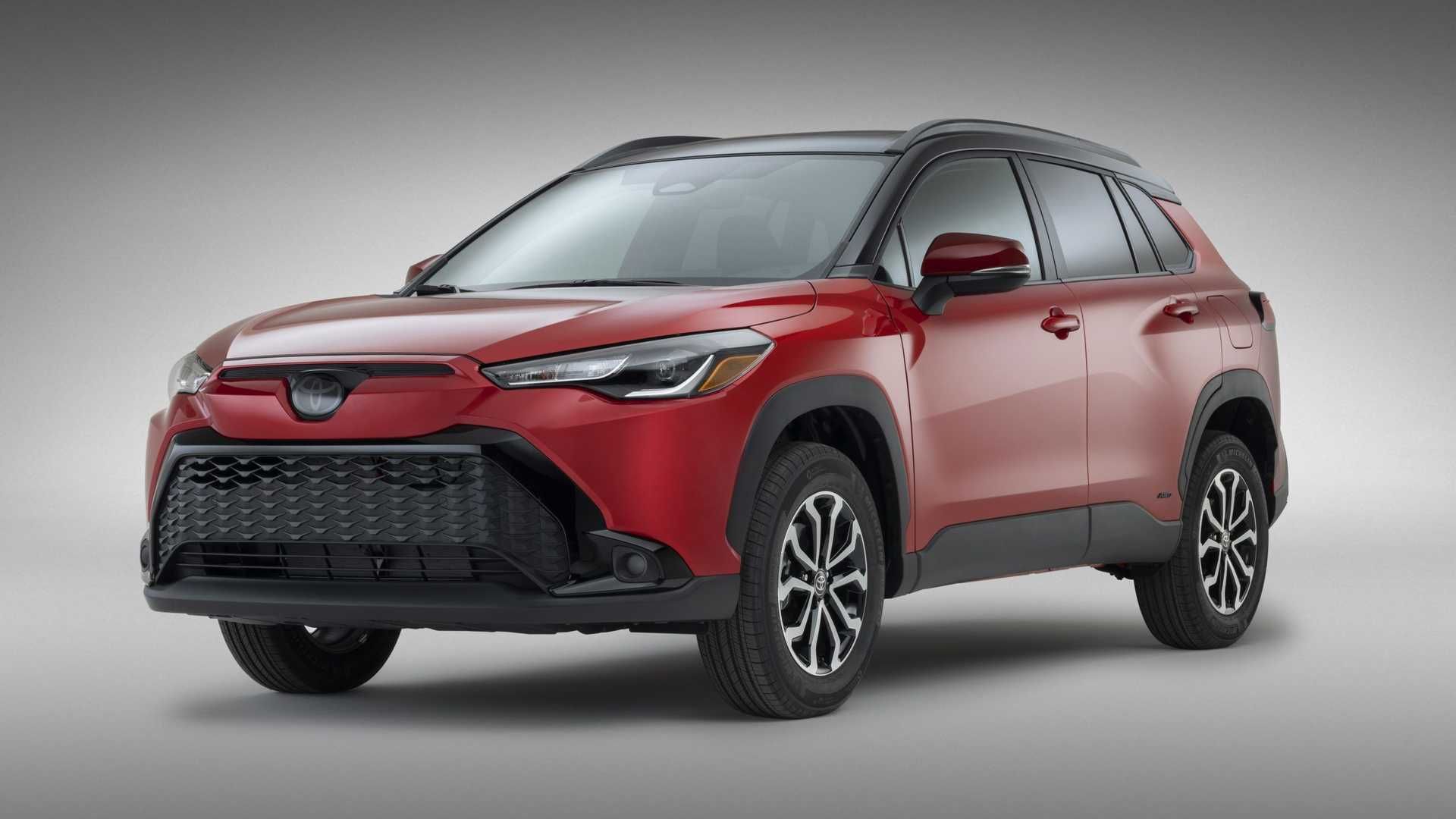 2023-toyota-corolla-cross-hybrid-se