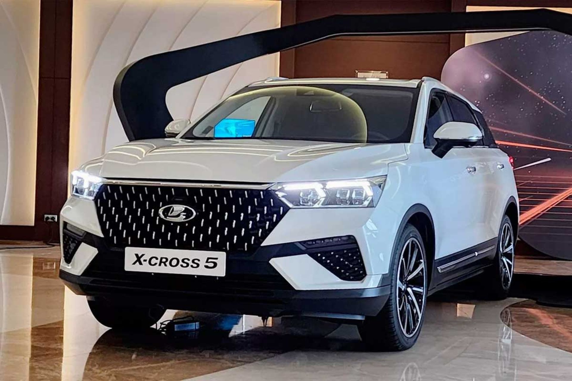 Lada-X-Cross-1