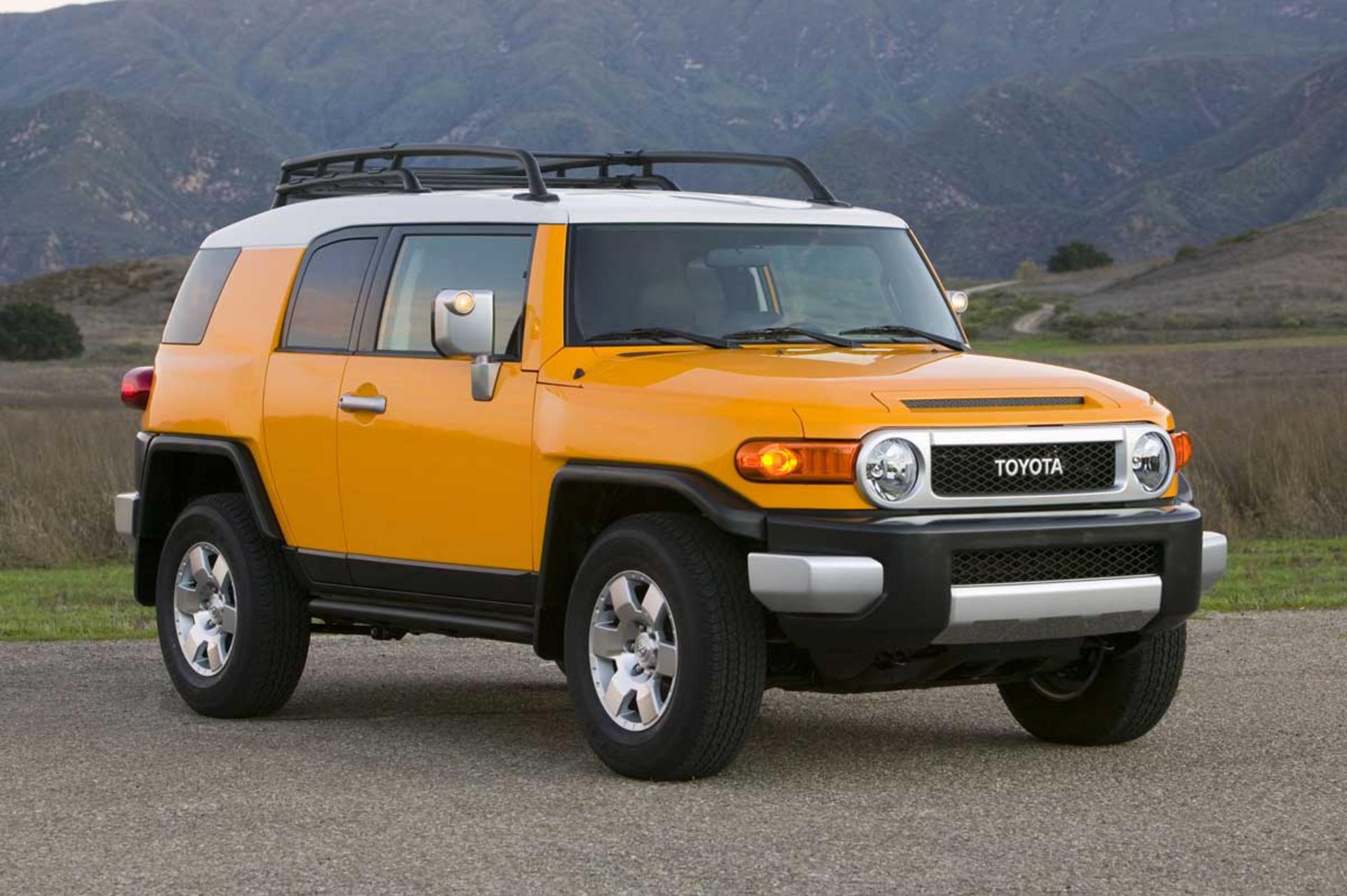 Toyota-FJ-Cruiser-1