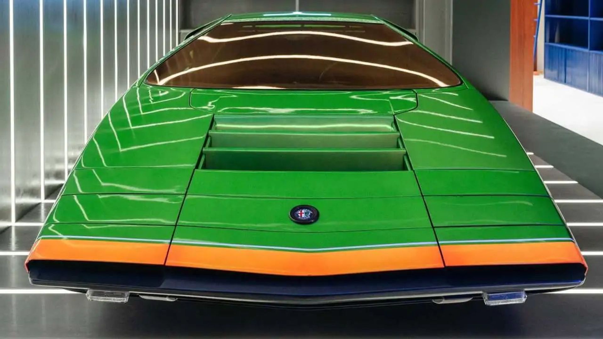 alfa-romeo-carabo-concept-at-milan-design-week1 (1)