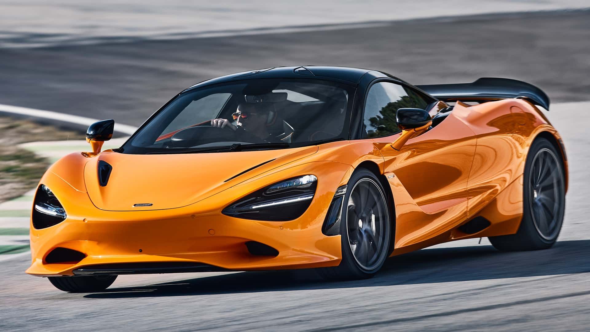 mclaren-750s-coupe-front-3-4