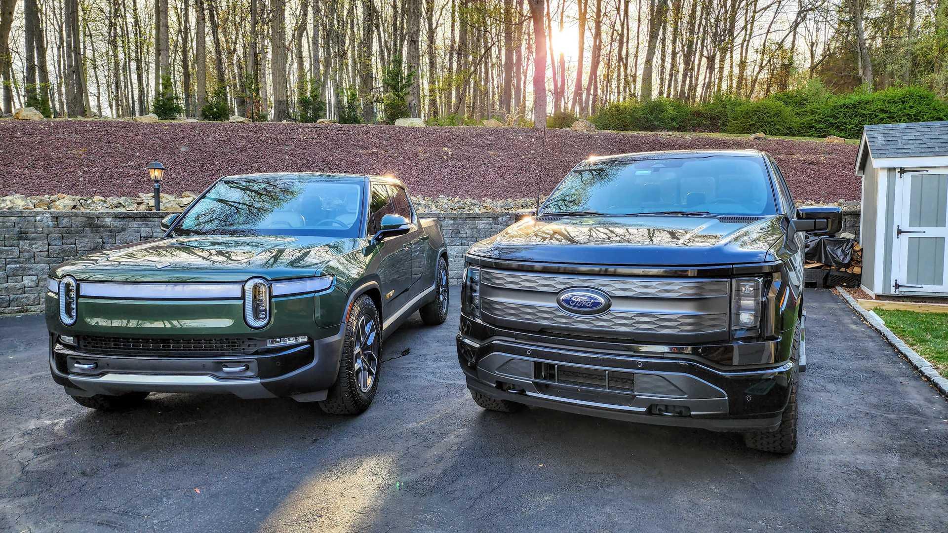 rivian-r1t-vs-ford-f-150-lightning
