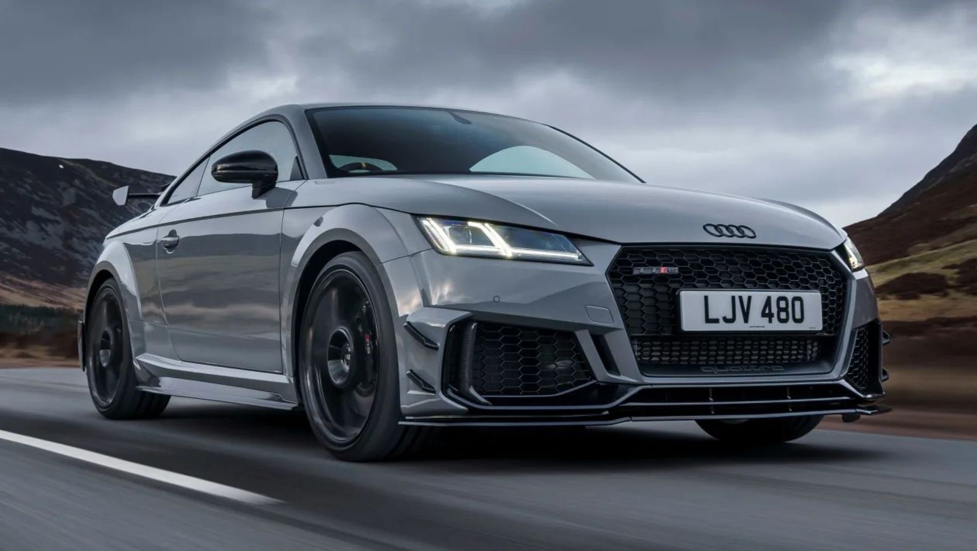 Audi TT RS Iconic Edition 2023-17
