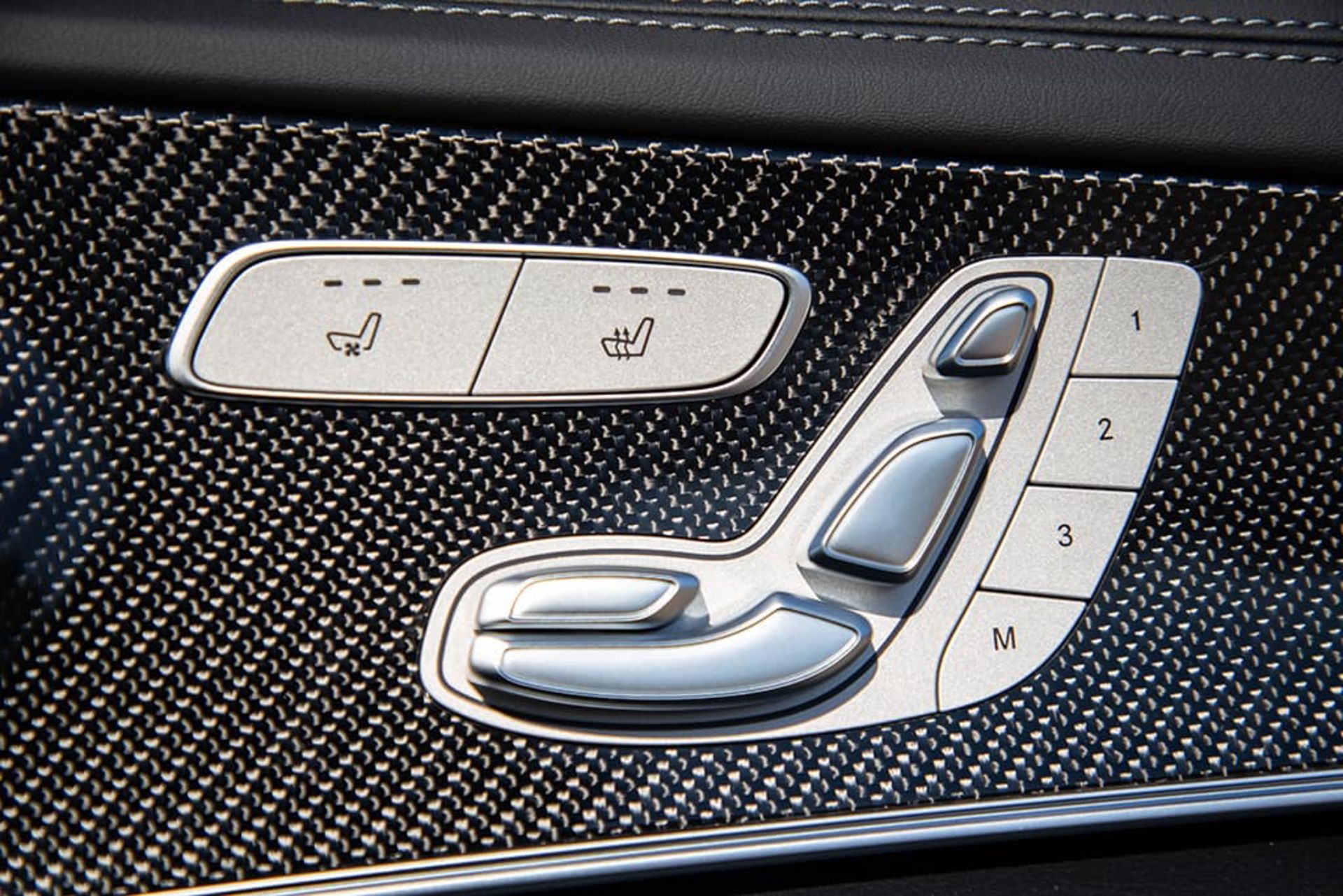 MB-Seat-Adjustment-Buttons
