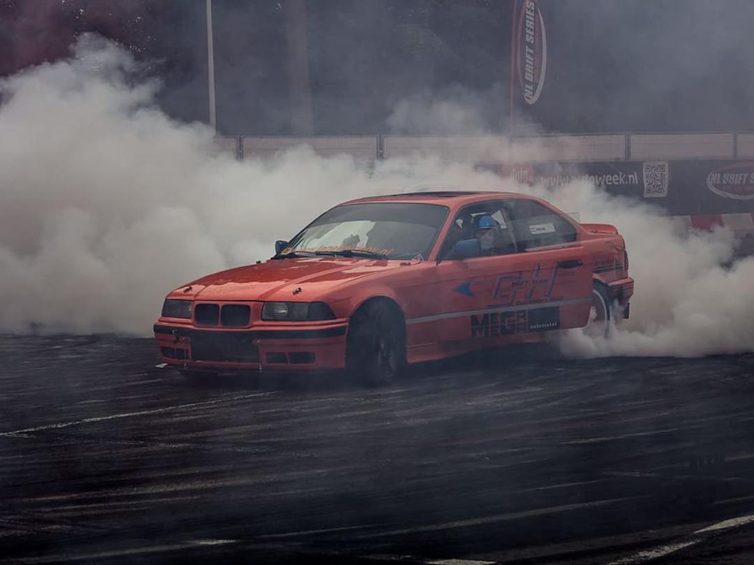 bmw-fast-speed-drift