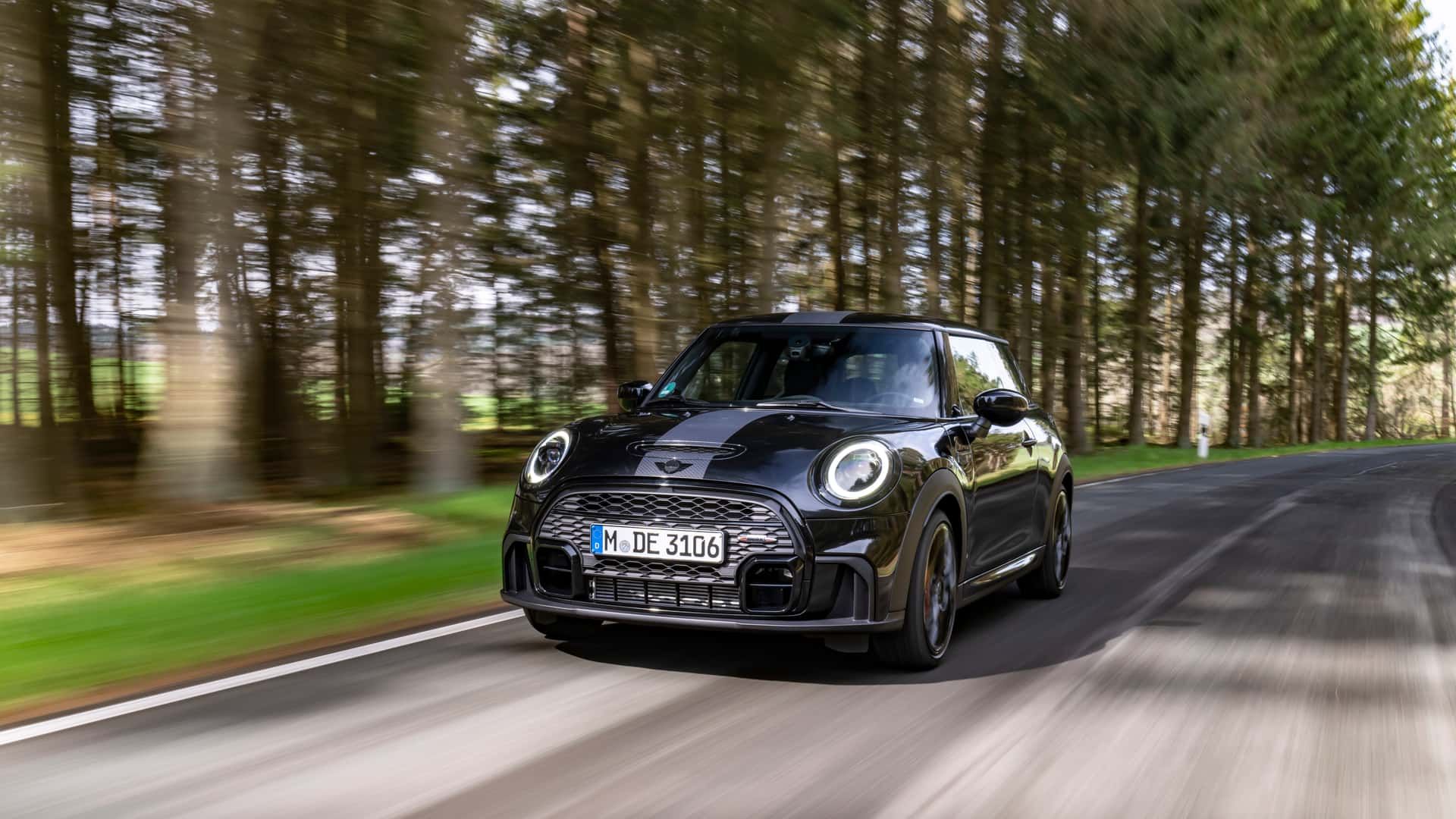 mini-john-cooper-works-1to6-edition (16)
