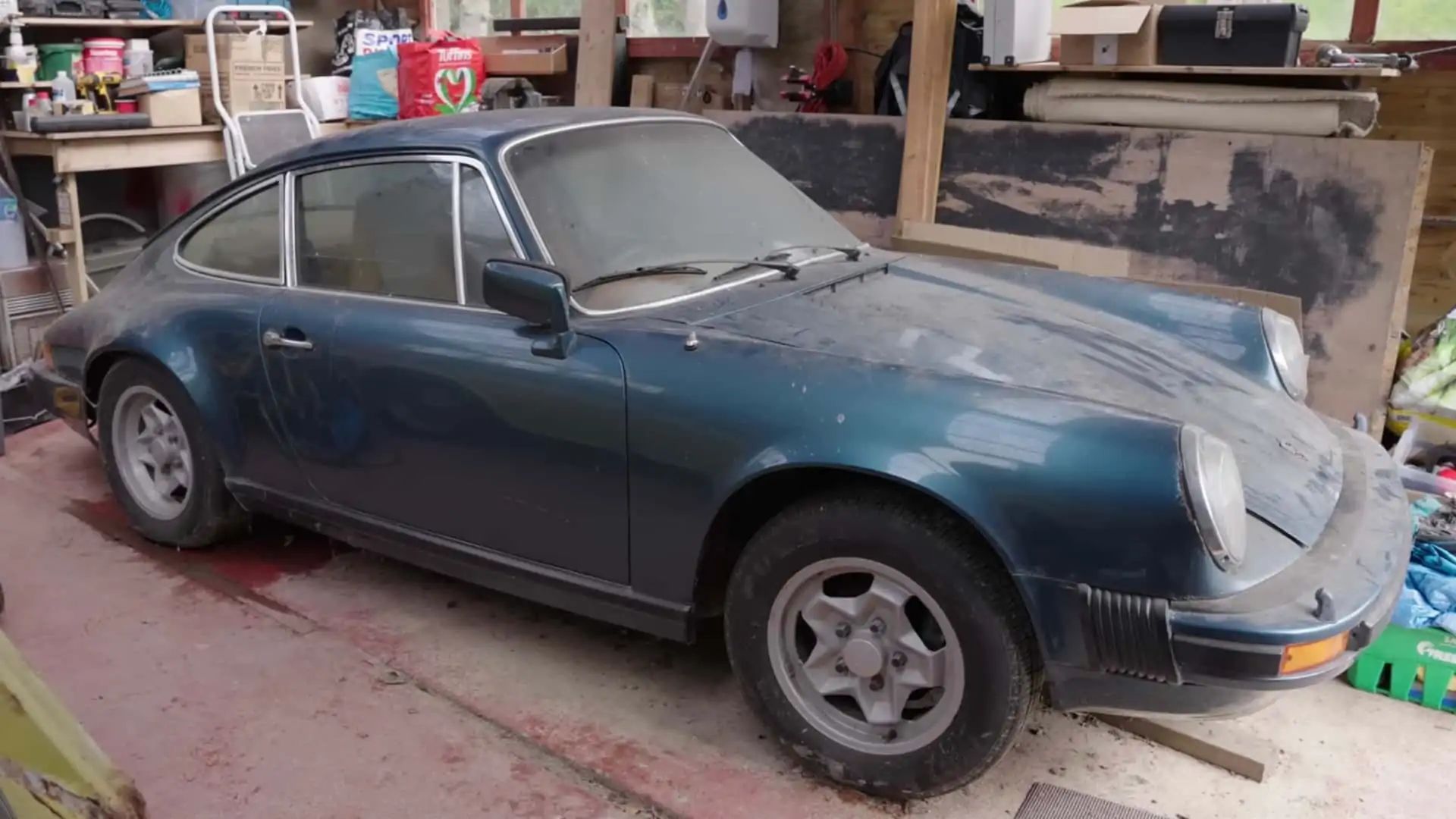porsche-911-in-garage